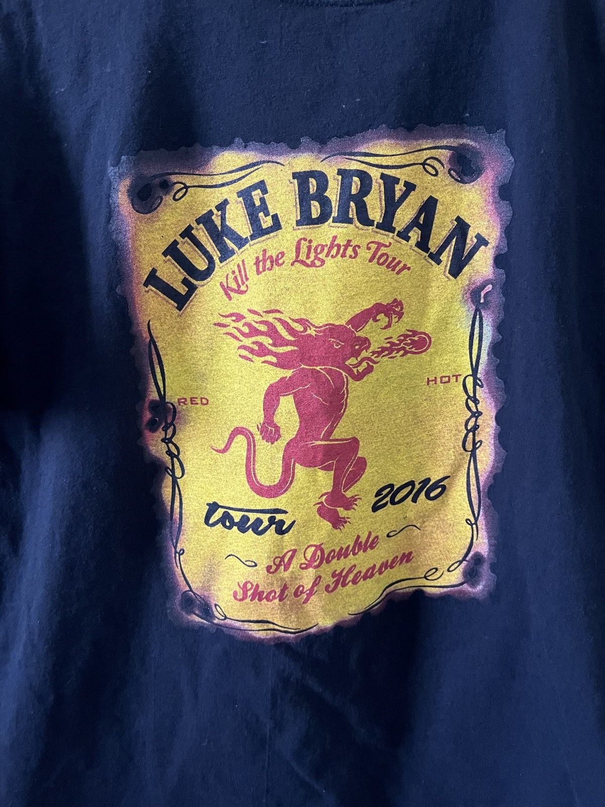 Vintage 2016 Luke Bryan 'Kill the Lights' Tour Shirt Size US XL / EU 56 / 4 - 5 Thumbnail