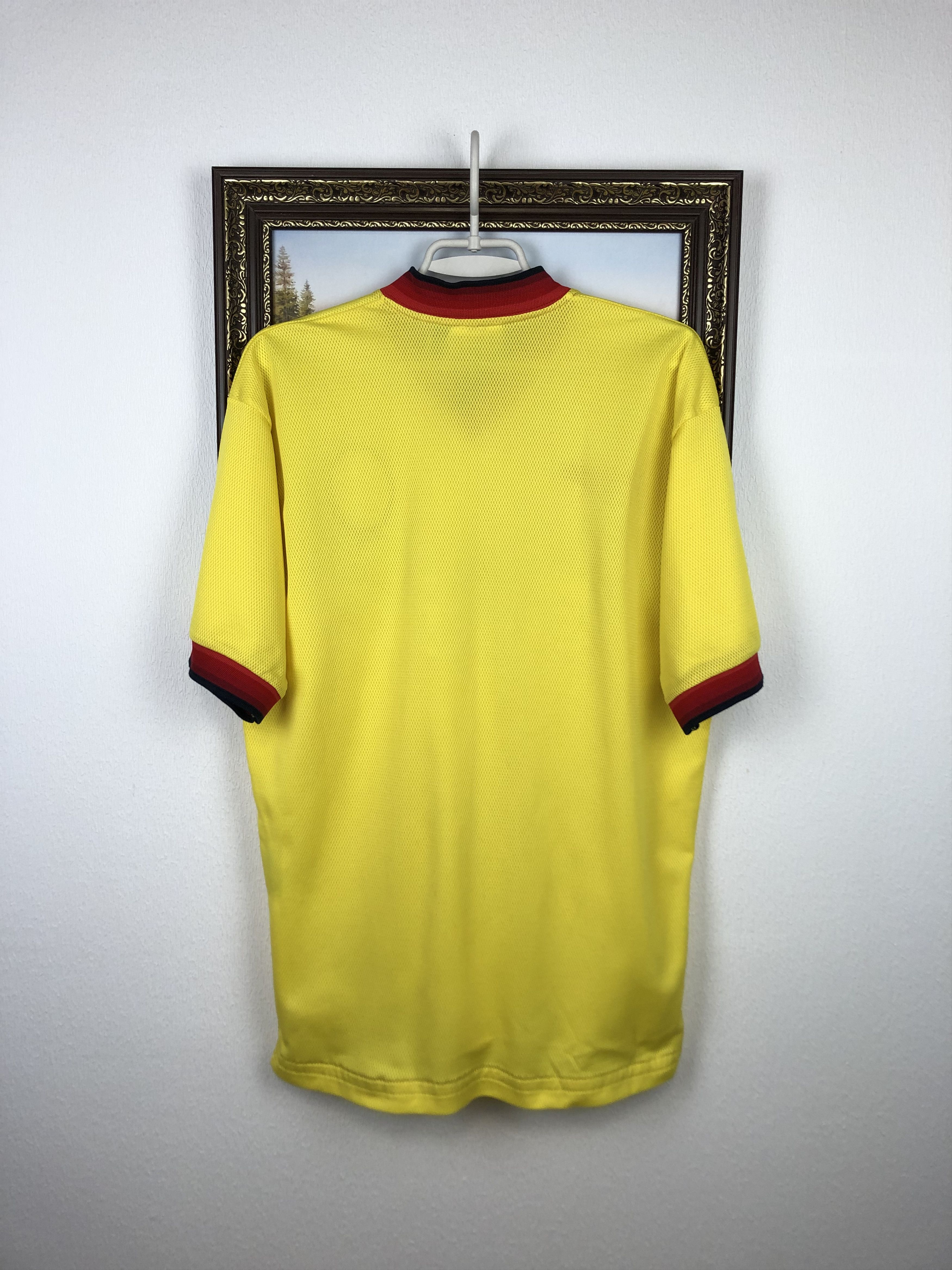 Vintage Liverpool football shirt 1997 Soccer Reebok Jersey Trikot Size US M / EU 48-50 / 2 - 8 Thumbnail