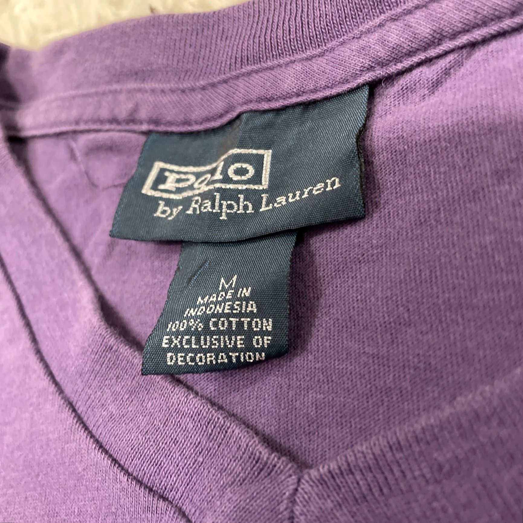 Polo Ralph Lauren VINTAGE POLO RALPH LAUREN Shirt Men L Purple V Tee 90s Single Stitch Polo Ralph Lauren Logo Embroidered Old Money Purple V-Neck T-Shirt Mens L Size US L / EU 52-54 / 3 - 6 Thumbnail