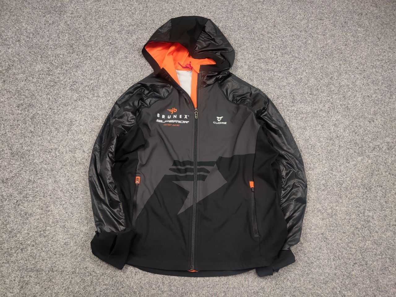 Rapha Cuore Cycling Rain Tail Black Hooded Women’s Jacket racing Size XL / US 12-14 / IT 48-50 - 3 Thumbnail
