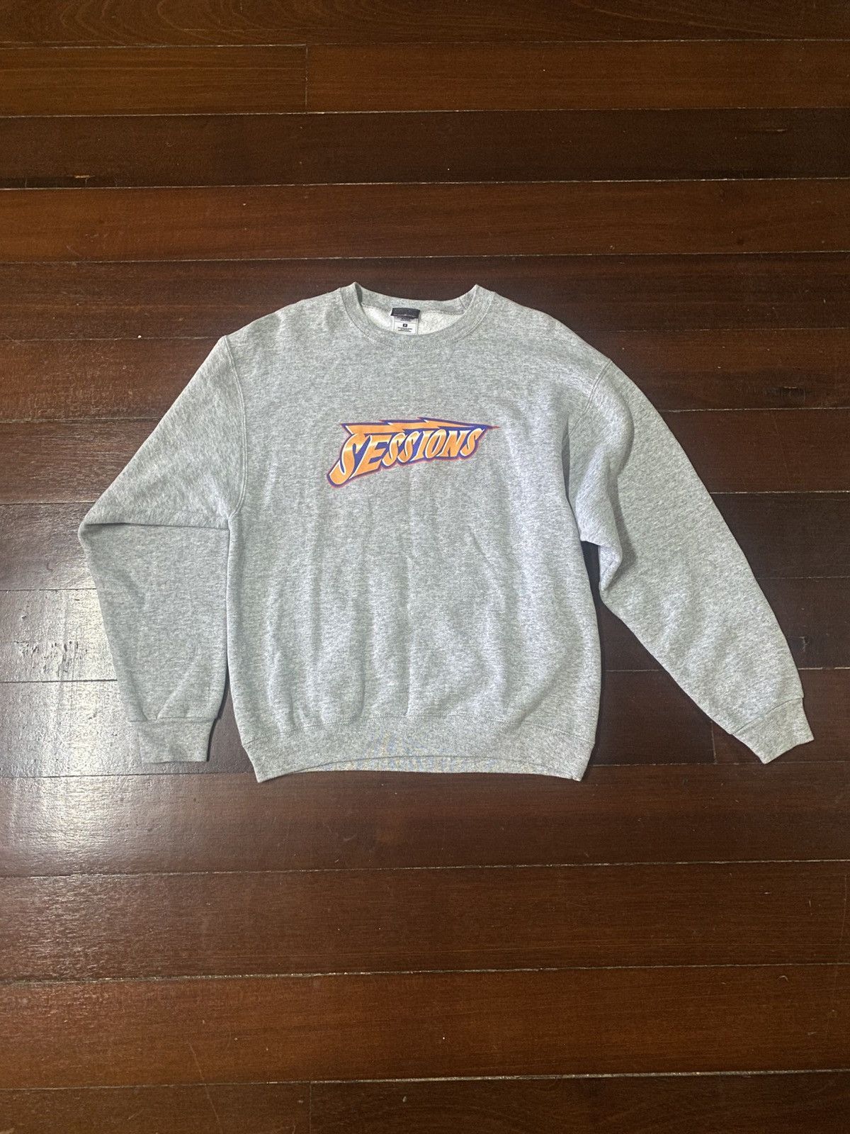 Hook-Ups vintage Y2K seesions skates sweat big logo thunder design Size US M / EU 48-50 / 2 - 1 Thumbnail