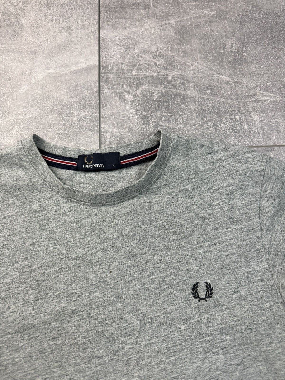 Fred Perry Fred Perry Grey T-shirt Size US S / EU 44-46 / 1 - 3 Thumbnail