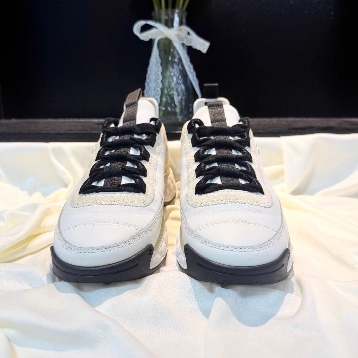 Chanel CHANEL Black White Panda CC Gold Logo Sneakers 36.5 Size US 6 / IT 36 - 2 Thumbnail
