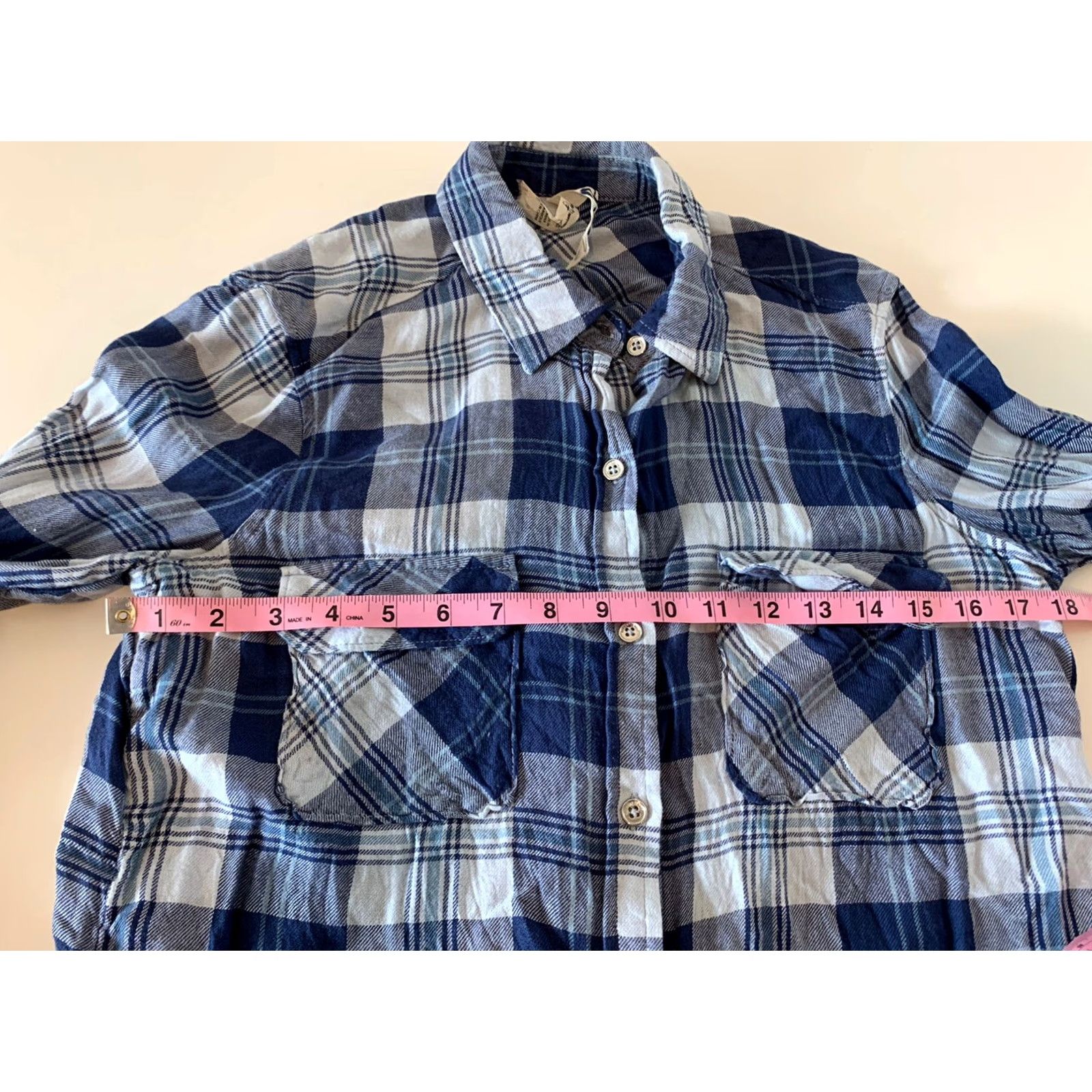 Vintage VINTAGE Seven7 Plaid Super Soft Long Sleeve Button Front Top XS Blue Women Size XS / US 0-2 / IT 36-38 - 3 Thumbnail