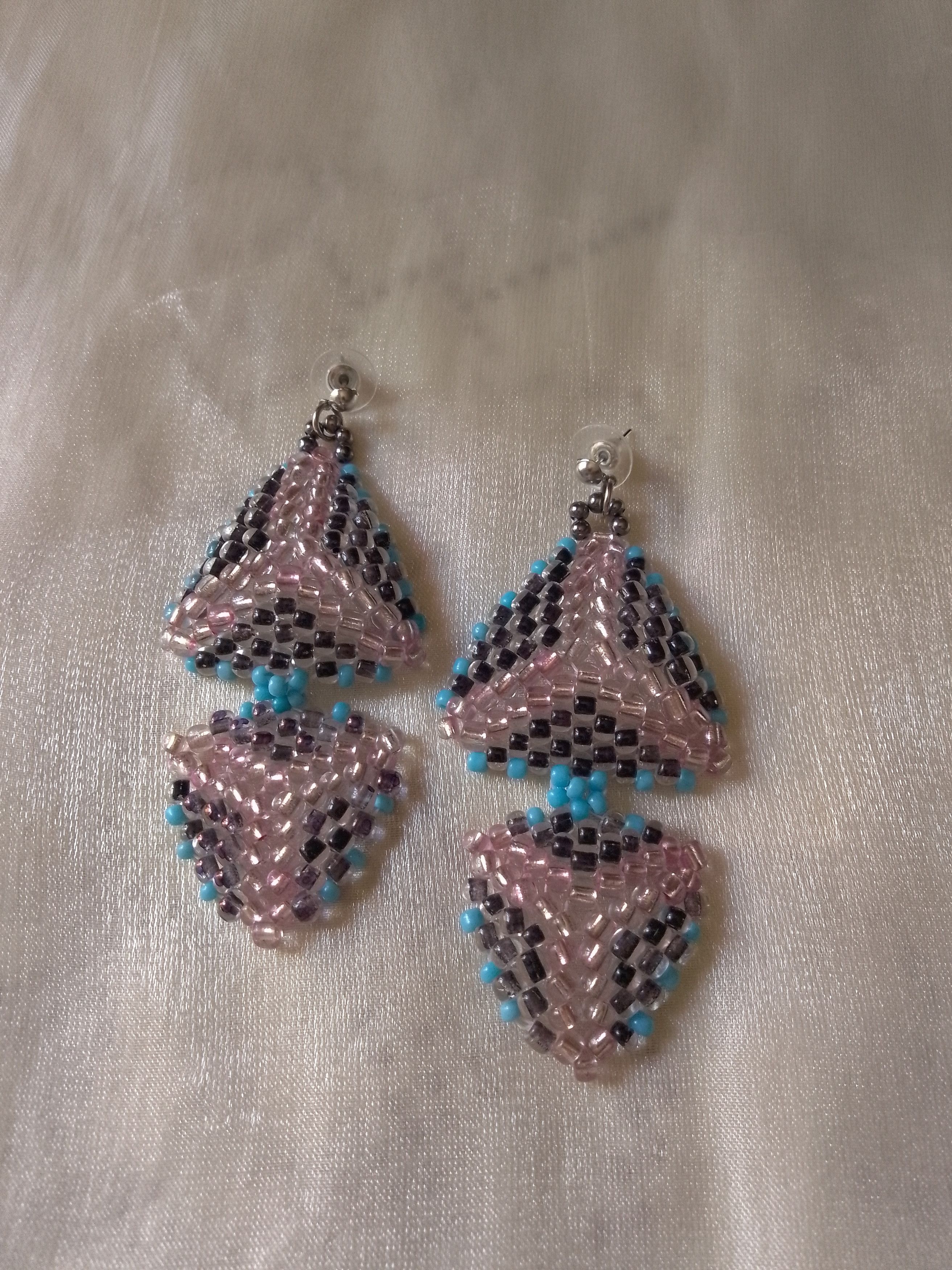 Handmade Earrings Triangular Black Pink Ethnic Native Americans Size ONE SIZE - 4 Thumbnail