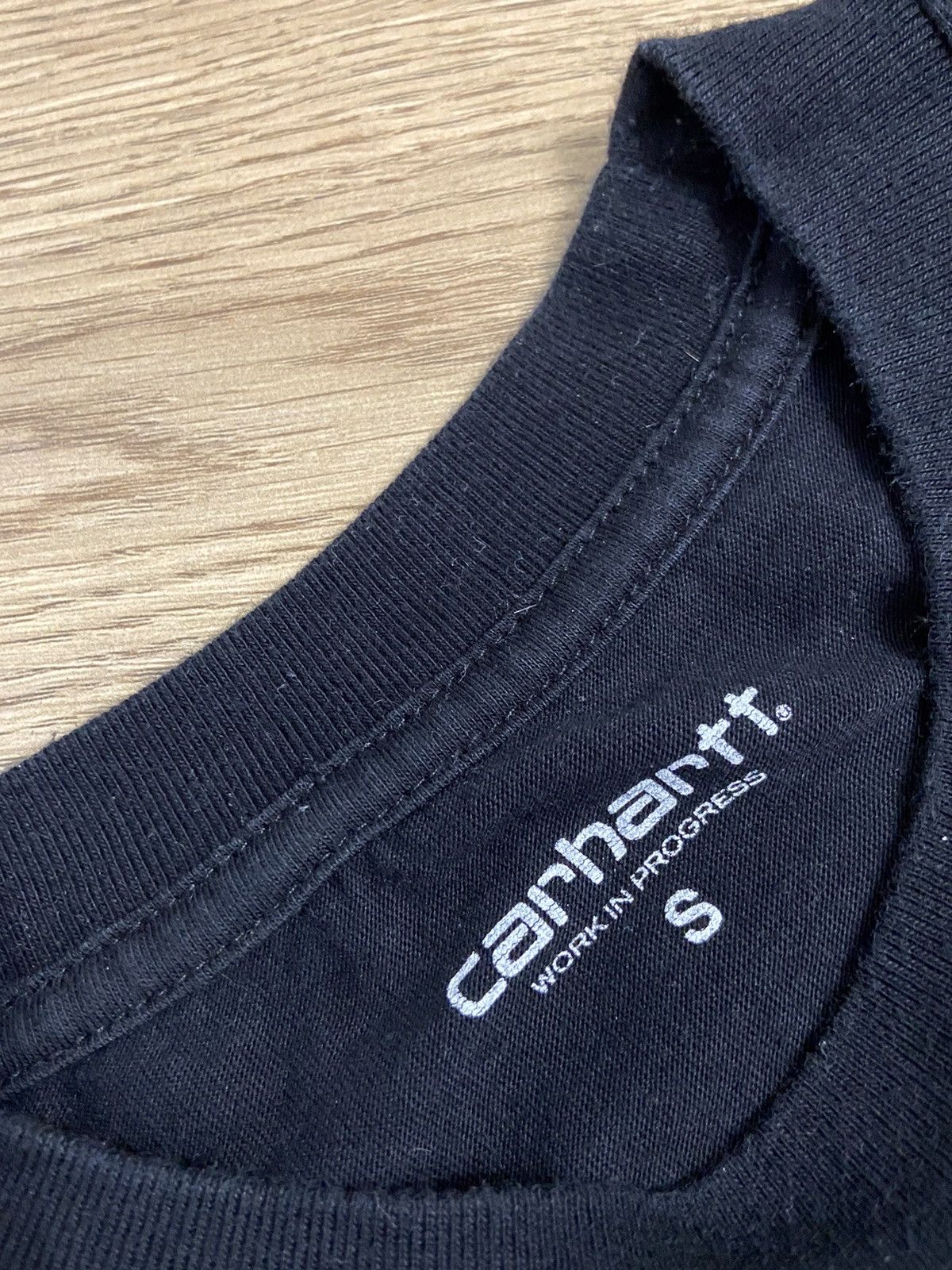 Carhartt × Carhartt Wip Carhartt wip neon script t shirt 🔥 Size US S / EU 44-46 / 1 - 5 Thumbnail