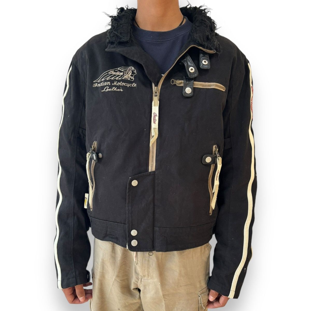 Indian Motorcycle Vintage Indian motocycle leather jacket fur faux Size US L / EU 52-54 / 3 - 2 Thumbnail