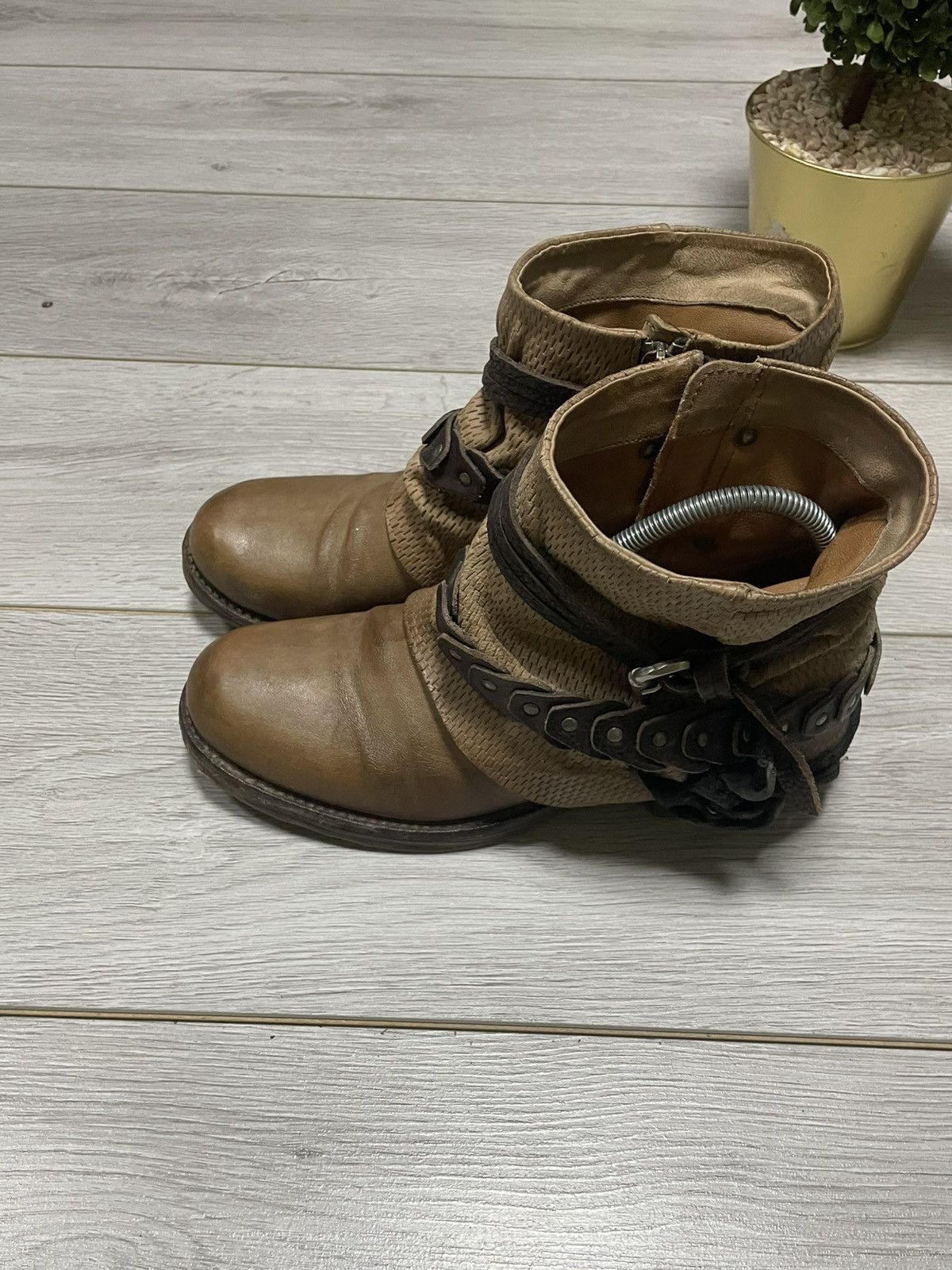 A.S.98 A.S.98 engineered belted avant garde boots leather Size US 9 / IT 39 - 4 Thumbnail