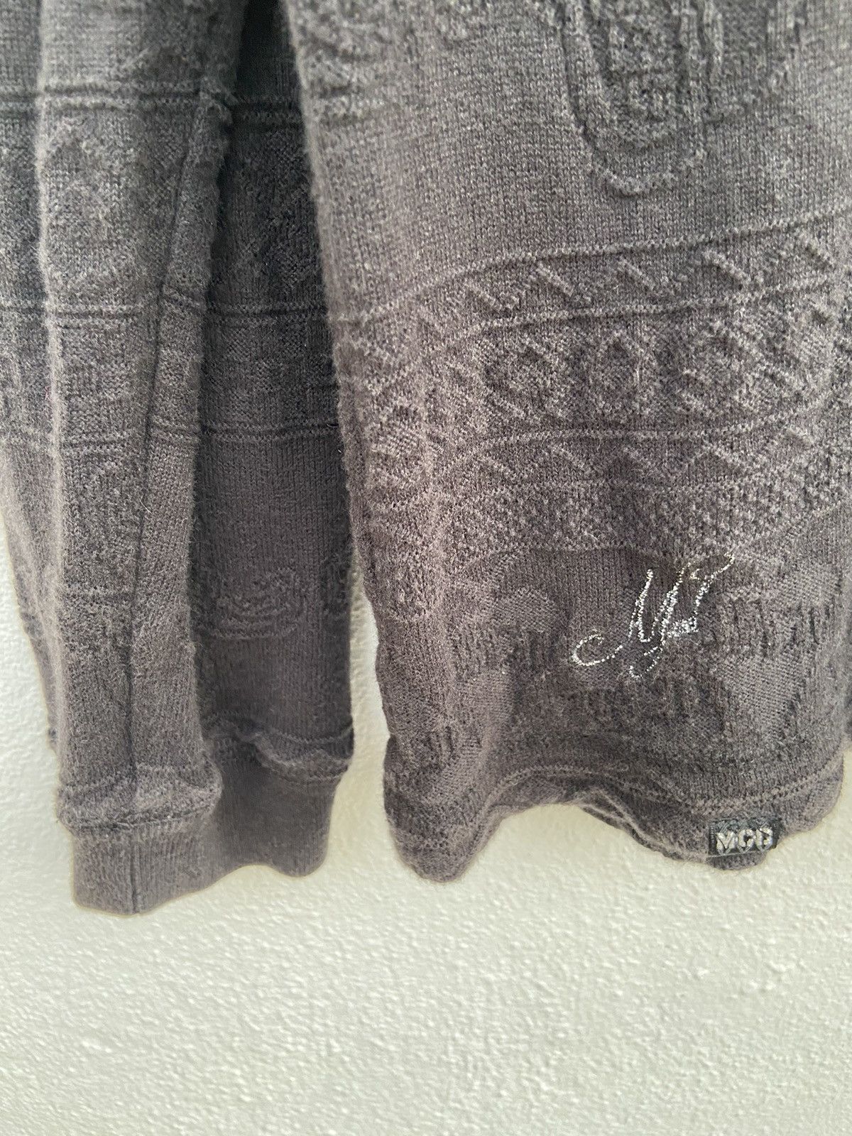 If Six Was Nine More Core Division long sleeve V neck Size US M / EU 48-50 / 2 - 5 Thumbnail