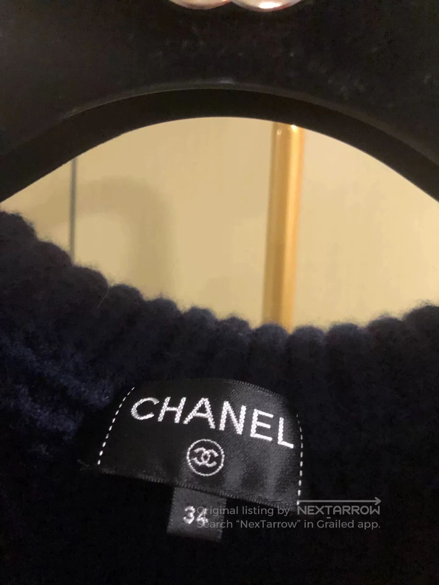 Chanel Chanel Pink Cashmere V-Neck Knit Top. Size XS / US 0-2 / IT 36-38 - 3 Thumbnail