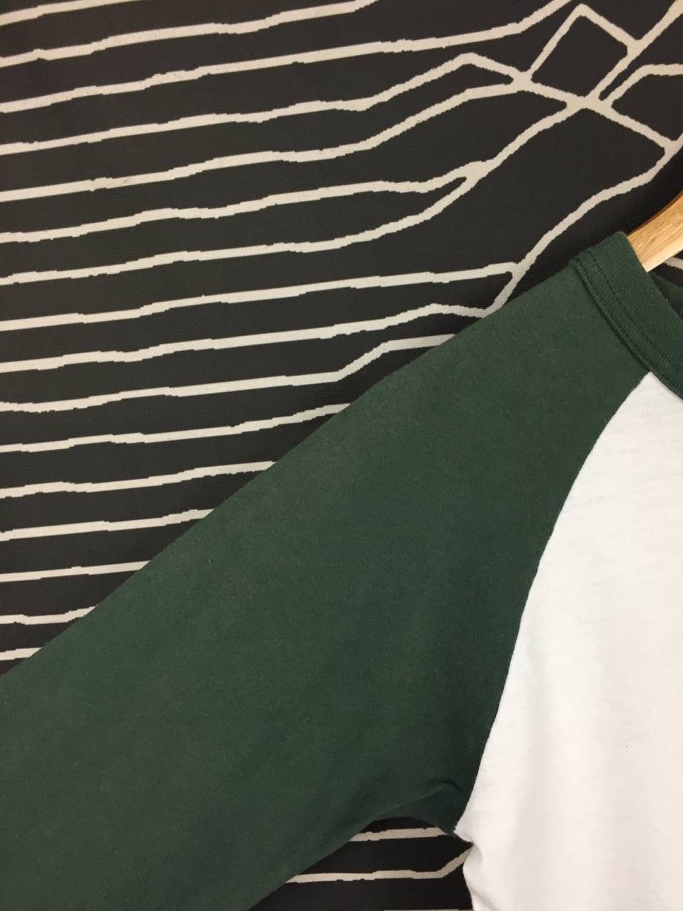 Champion Vtg Champion Authentic Raglan Baseball Tee Size S Size US S / EU 44-46 / 1 - 8 Thumbnail