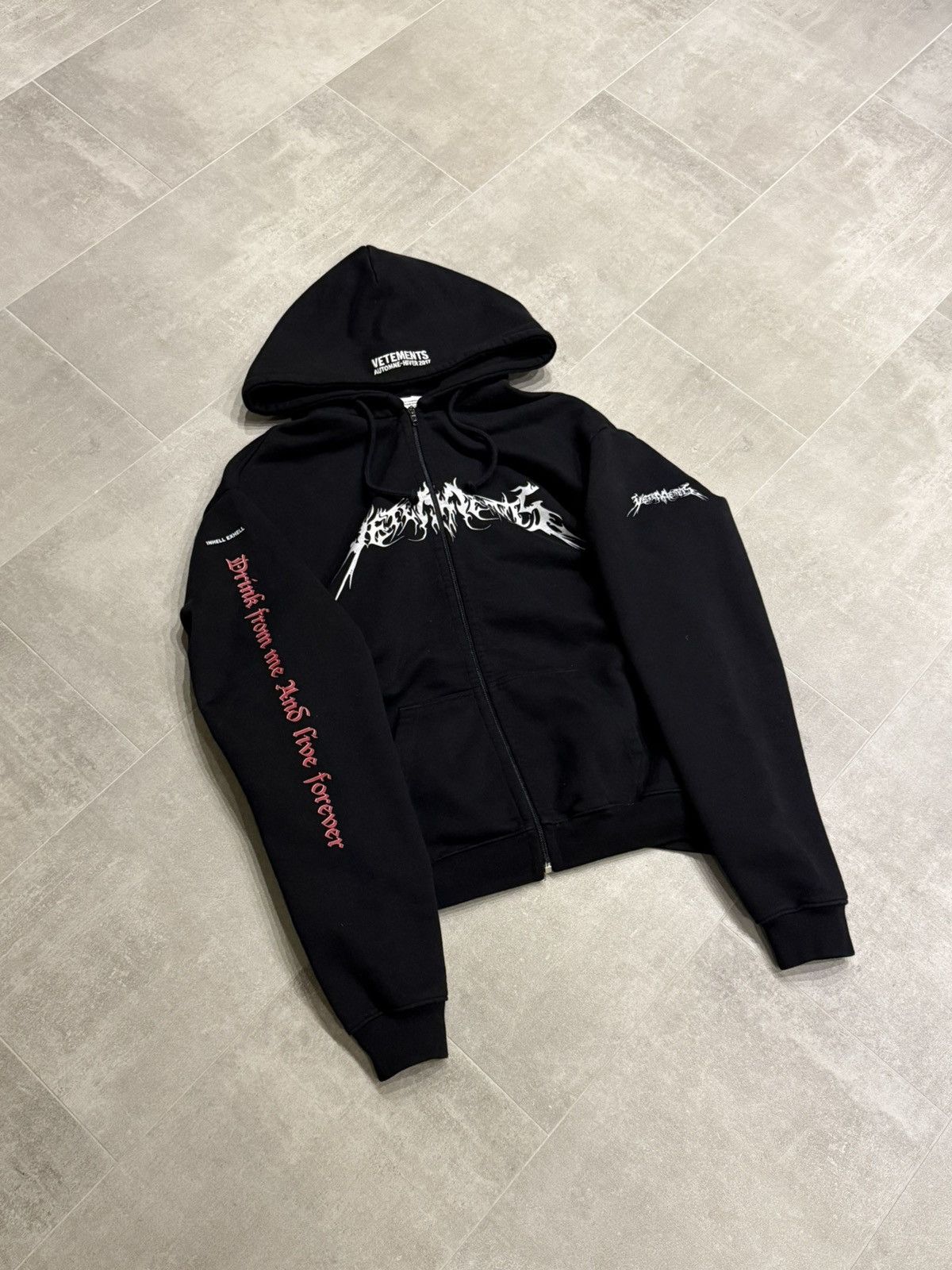 Vetements 2017 Vetements TFD Total Fucking Darkness Zip Up