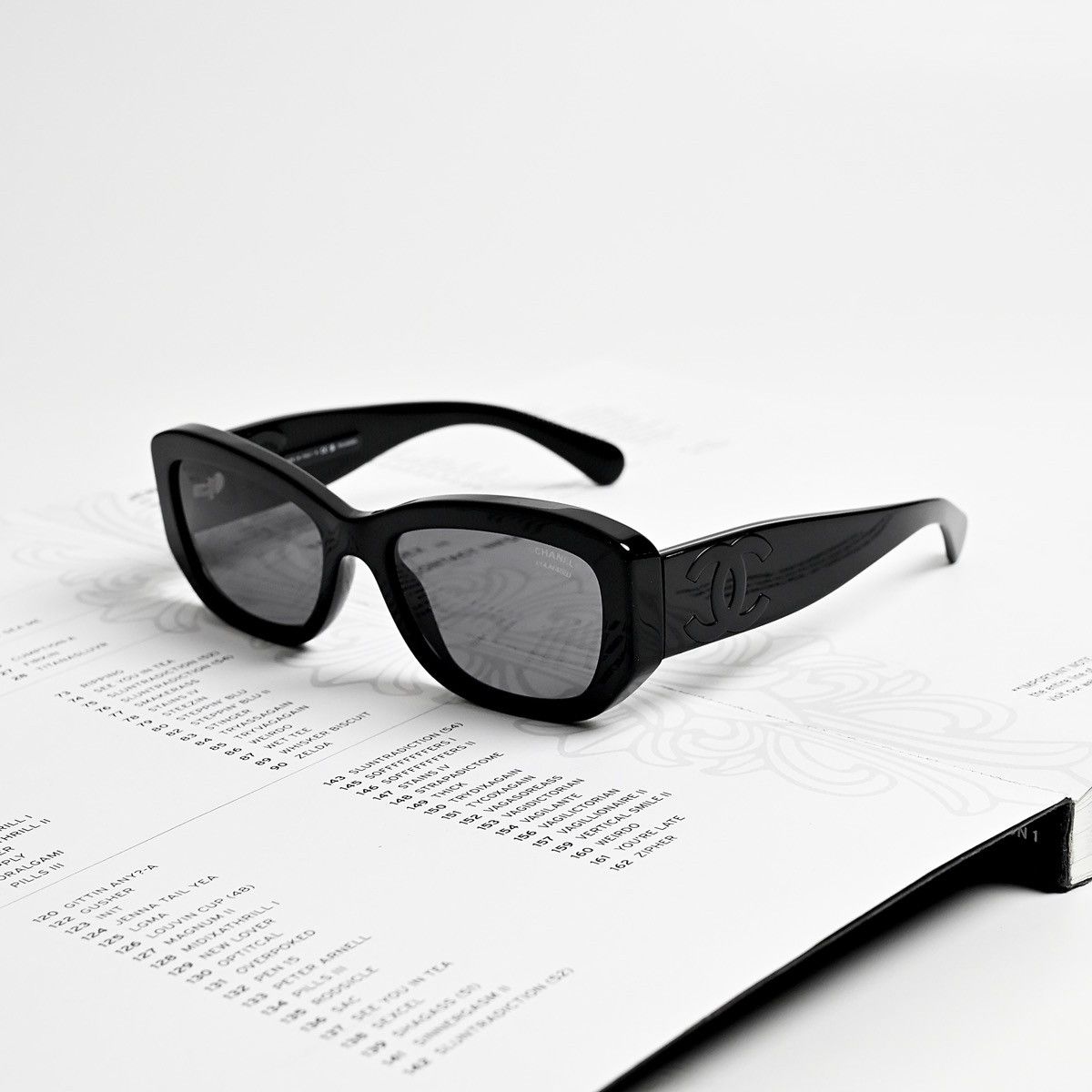 Chanel CHANEL 0CH5493 SUNGLASSES Size ONE SIZE - 1 Thumbnail