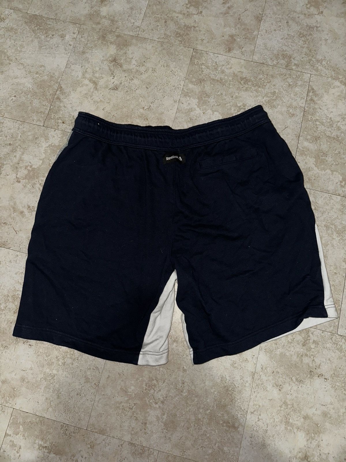 Reebok Reebok shorts Size US 34 / EU 50 - 2 Thumbnail