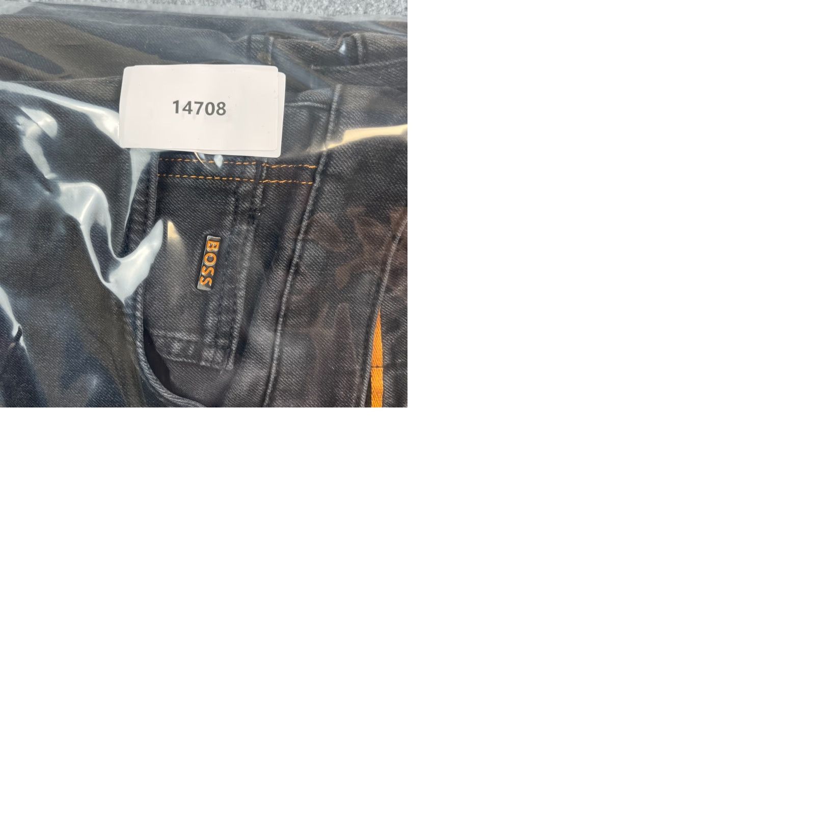 Hugo Boss HUGO BOSS Denim Jeans Slim Fit 38 32 Black Dark Wash Delaware BC-L-C Jeans Mens Slim Fit 38 waist - No extra text Size US 38 / EU 54 - 10 Thumbnail