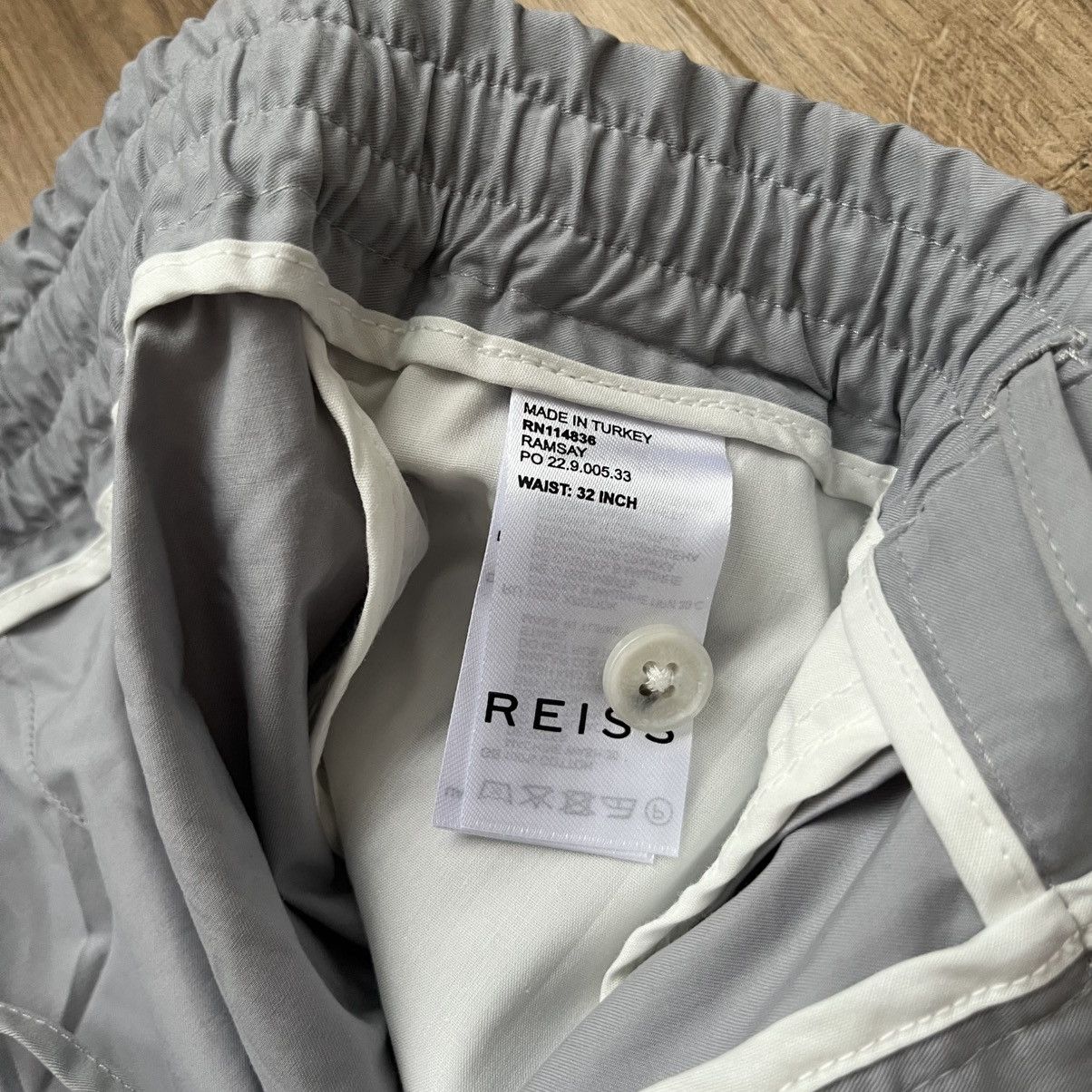Reiss NWT Reiss Ramsay Pleat Front Tapered Trousers Size US 32 / EU 48 - 8 Thumbnail