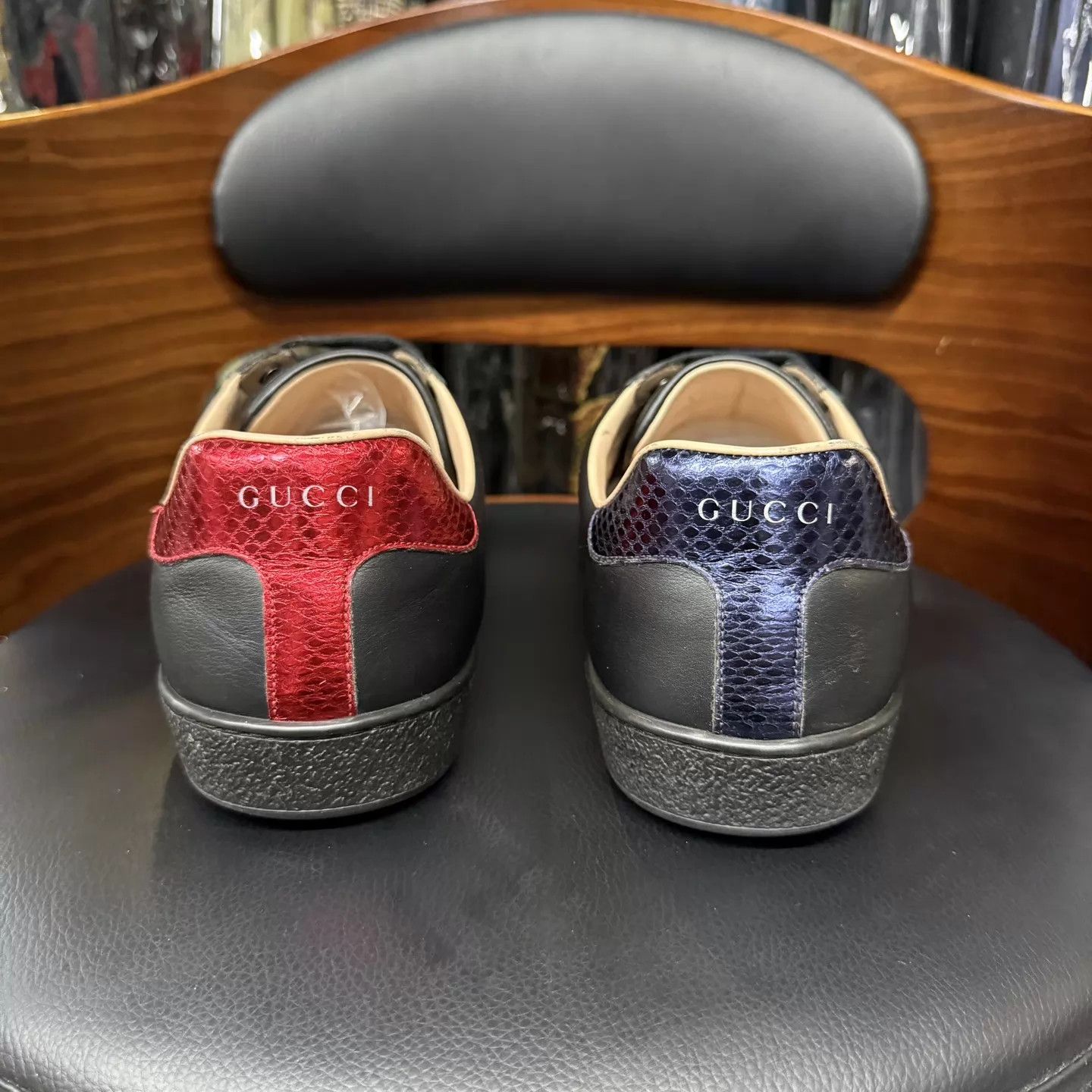 Gucci Gucci Ace Sneaker Bee Embroidered 43 Like New Worn 2x Size US 10 / EU 43 - 3 Thumbnail