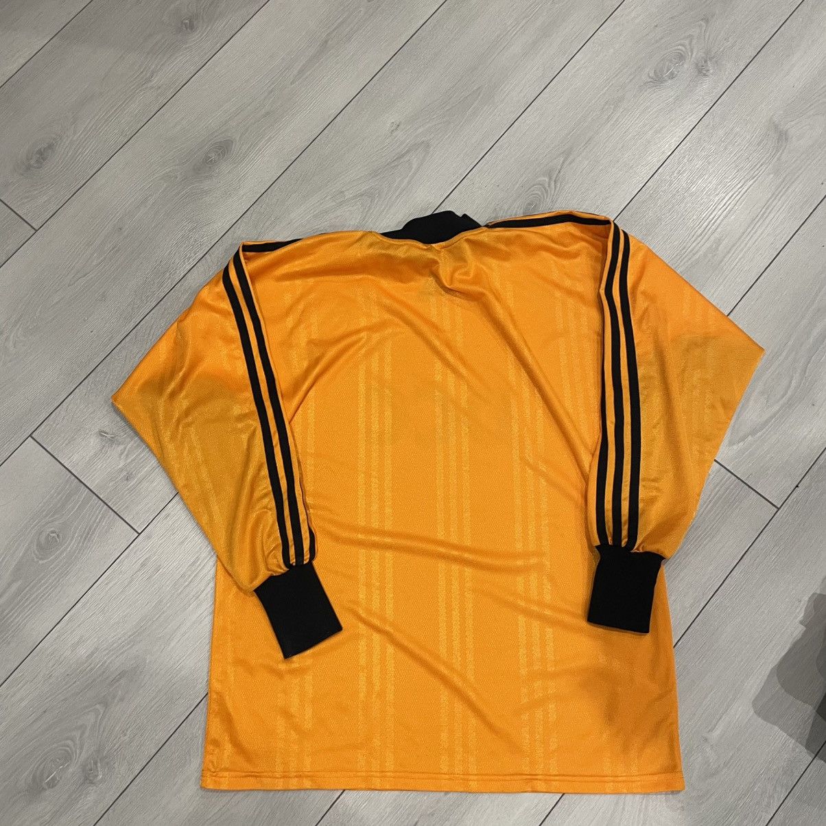 Adidas Rare 90s DCC adidas DONETSK Shakhtar goalkeeper Jersey LONG Size US L / EU 52-54 / 3 - 9 Thumbnail
