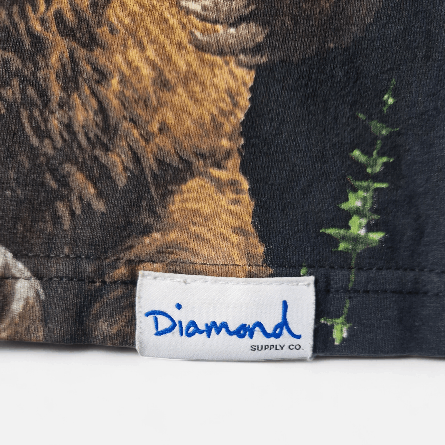 Diamond Supply Co. Diamond Supply Co x Grizzly “BEWARE” Bear T-Shirt Size M Size US M / EU 48-50 / 2 - 5 Thumbnail