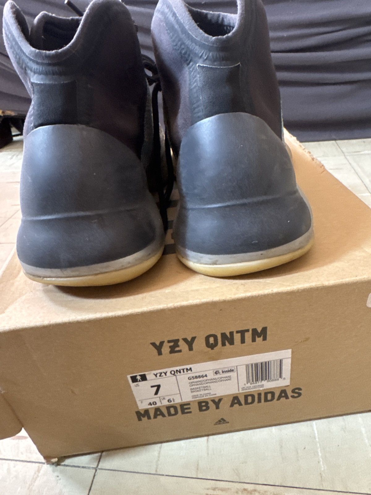 Yeezy YZY QNTM Size US 7 / EU 40 - 2 Thumbnail