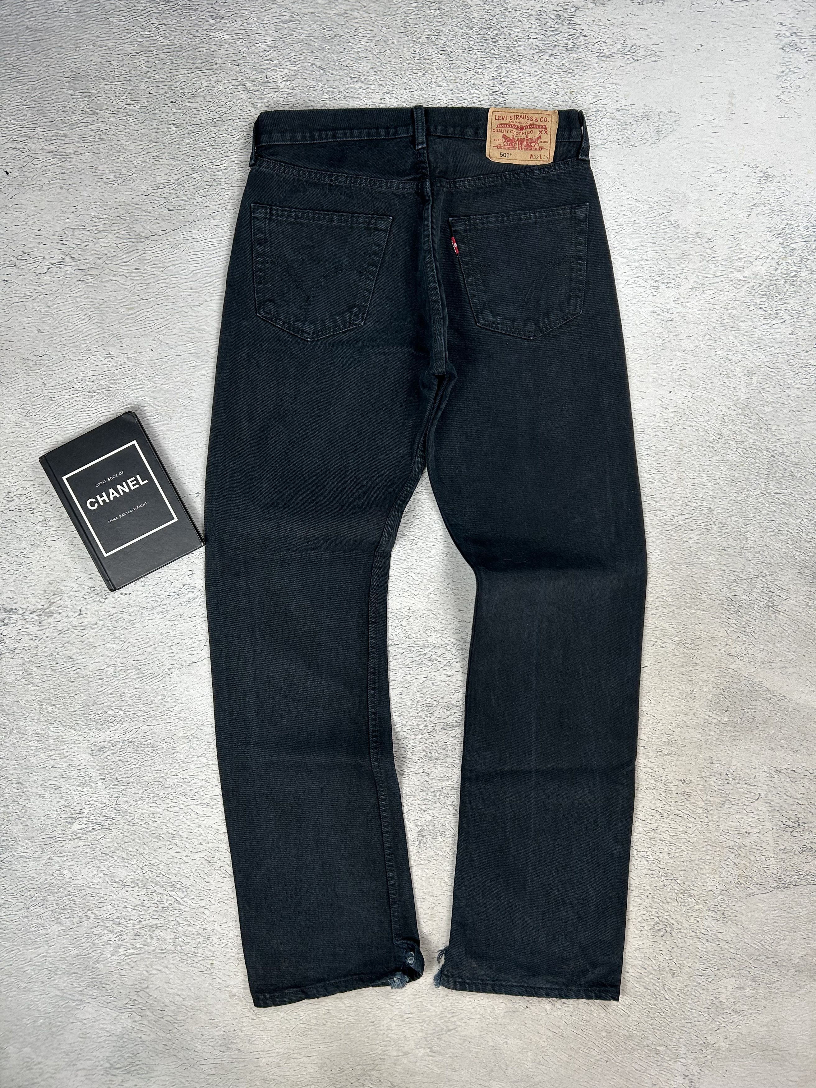 Levi's × Vintage Vintage Levi’s 501 jeans black loose fit Classic Oldmoney Size US 36 / EU 52 - 2 Thumbnail
