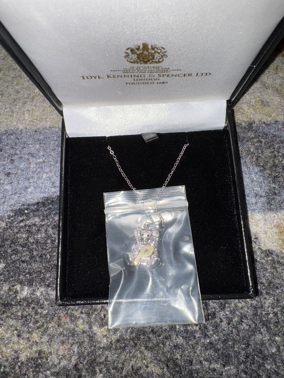Palace Palace Bear Love Pendant | Grailed