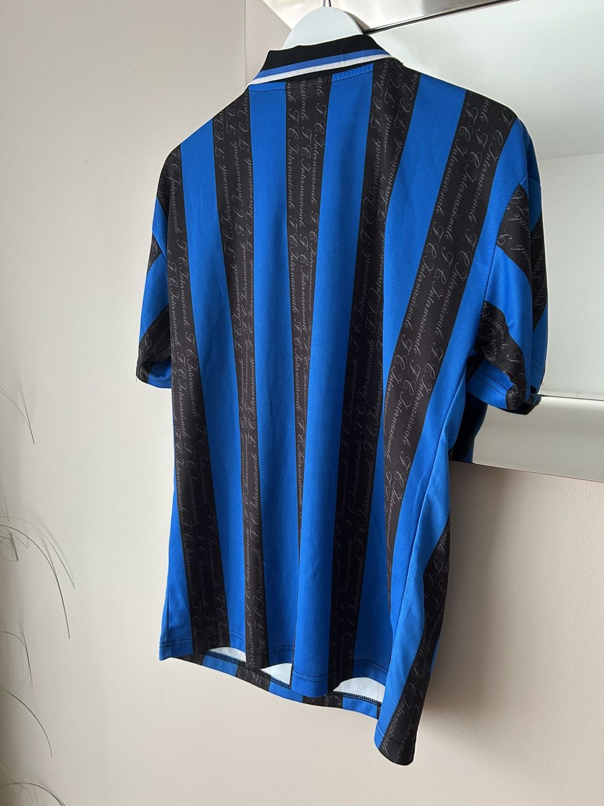 Umbro Inter Milan Home Jersey Umbro Pirelli Blue Black | Size L Size US L / EU 52-54 / 3 - 14 Thumbnail