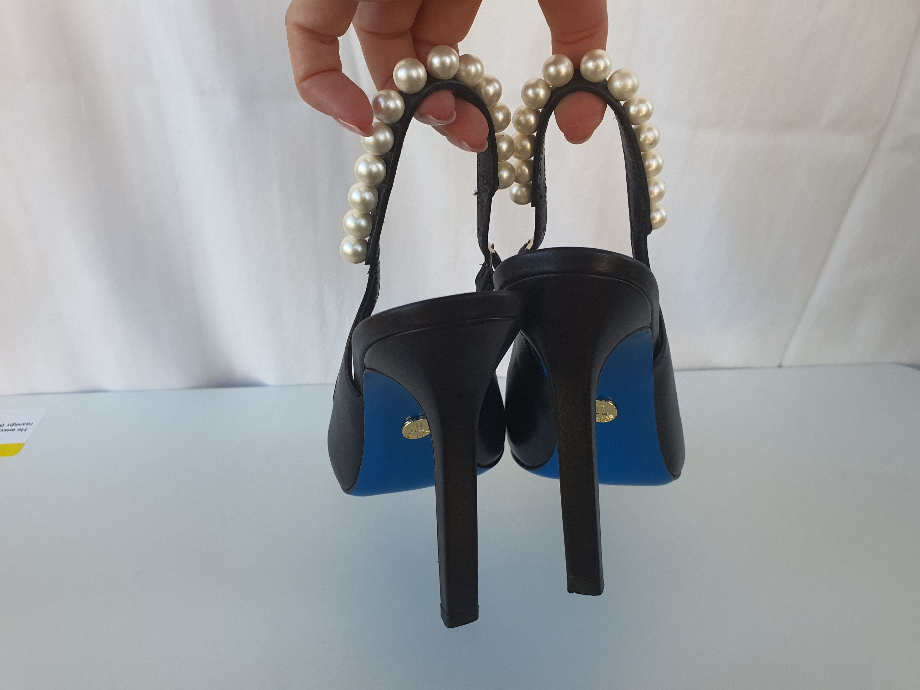 Other Elegant black Loriblu heels with pearls Size US 9 / IT 39 - 4 Thumbnail