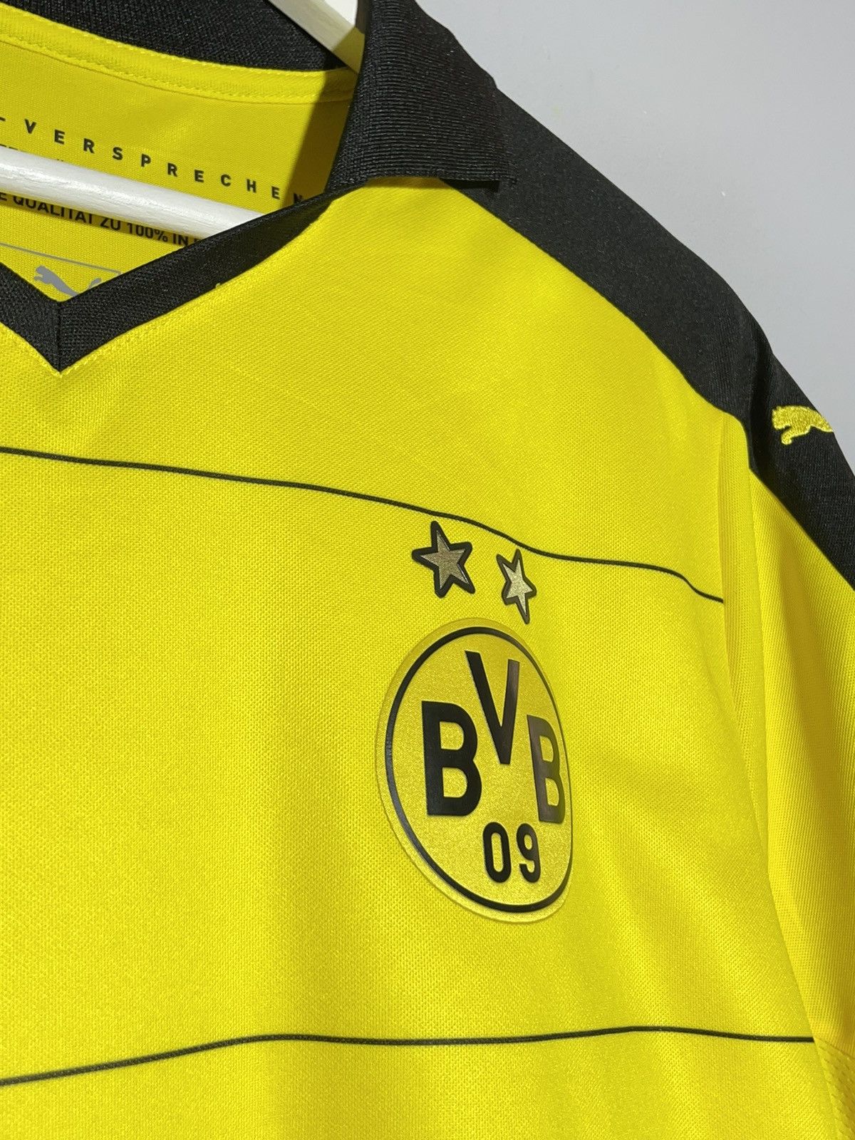 Puma Borussia Dortmund BVB Puma 2015/16 Home Football Shirt Size US M / EU 48-50 / 2 - 4 Thumbnail