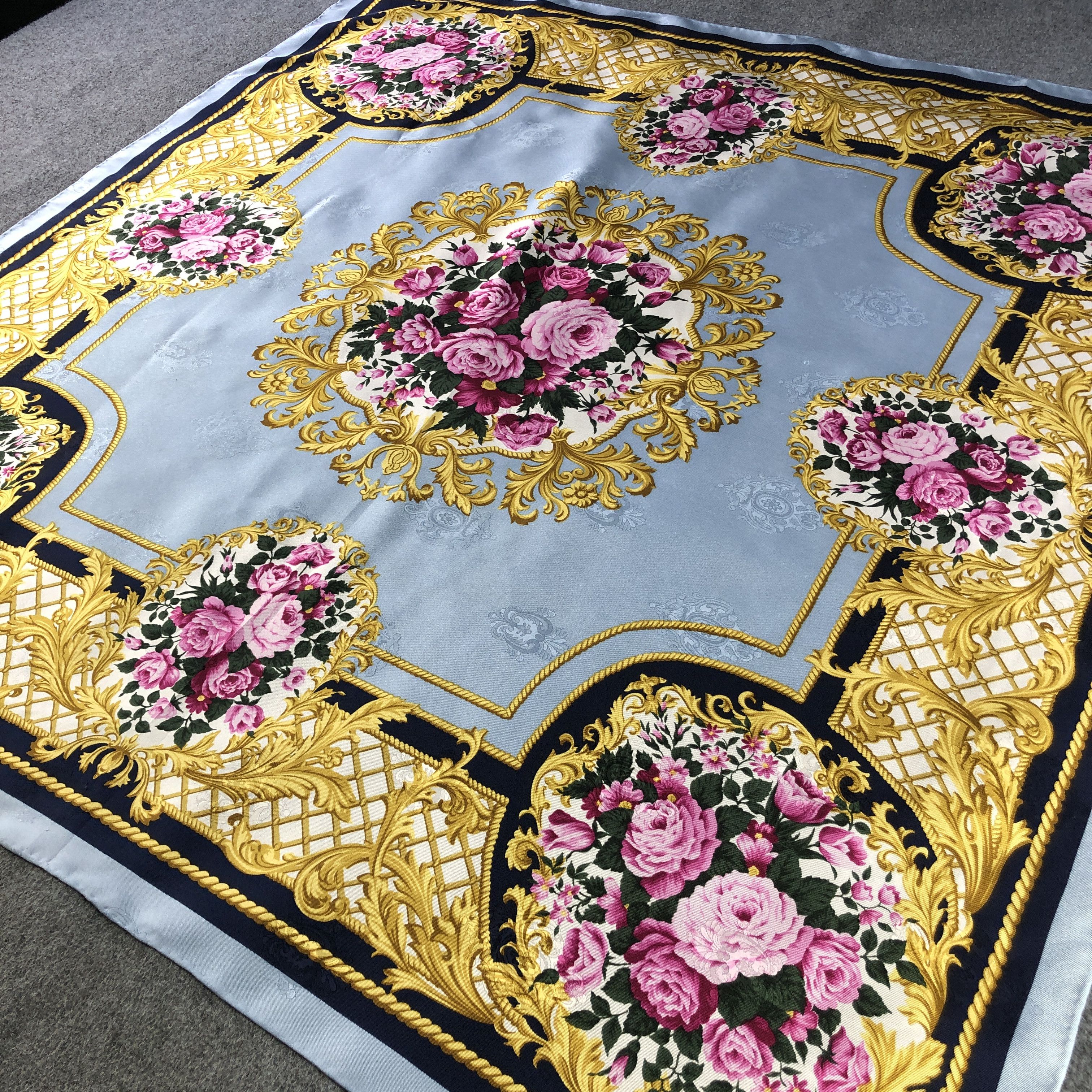 Vintage Emilio Rolla Floral Baroque Hand Rolled Silk Scarf M1408 Size ONE SIZE - 3 Thumbnail