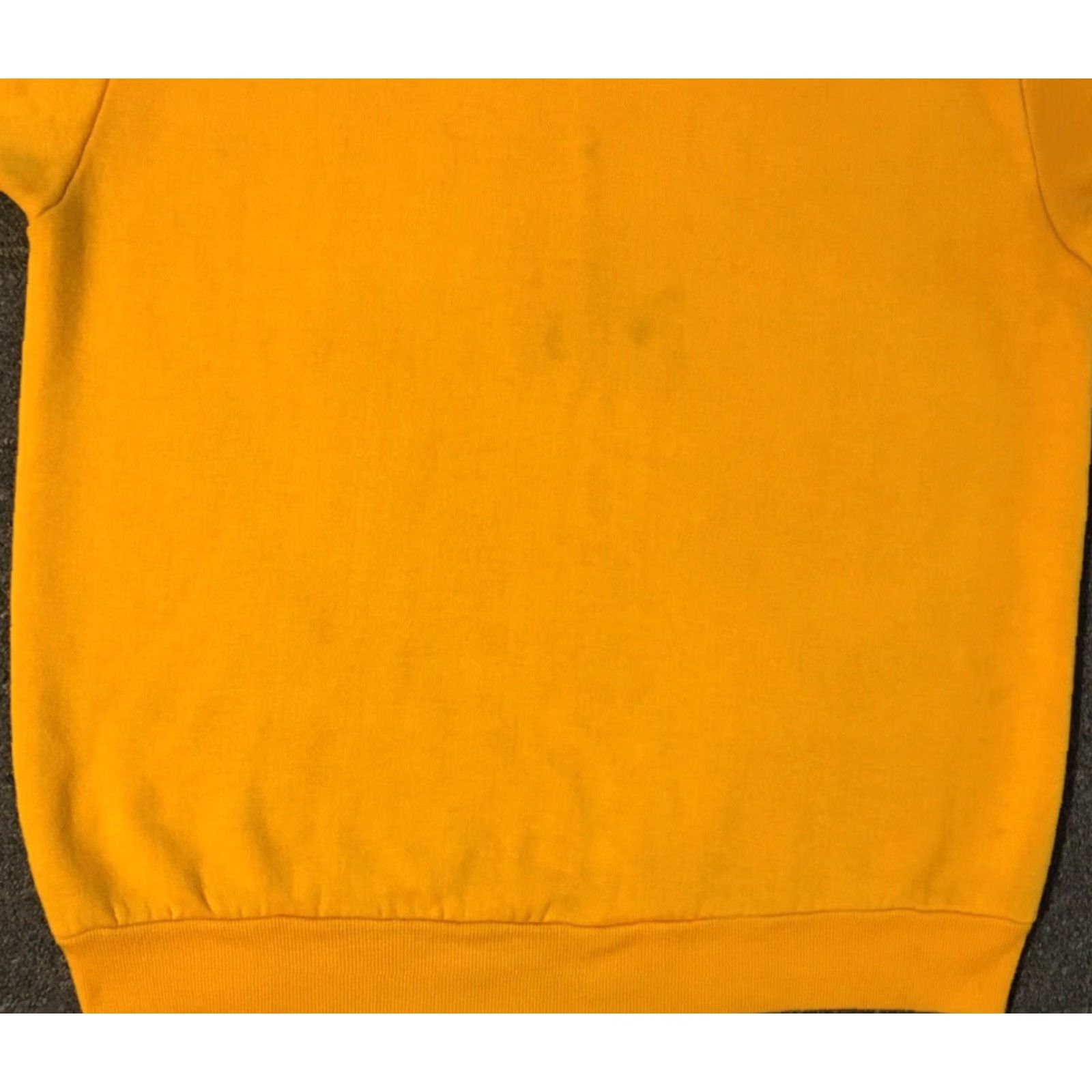 Vintage VINTAGE TownCraft Sweatshirt Shirt Mens M Yellow 60s 70s Grunge Distressed Short Sleeve USA Pep Surf Beach Retro 90s 80s Prints Size US M / EU 48-50 / 2 - 6 Thumbnail