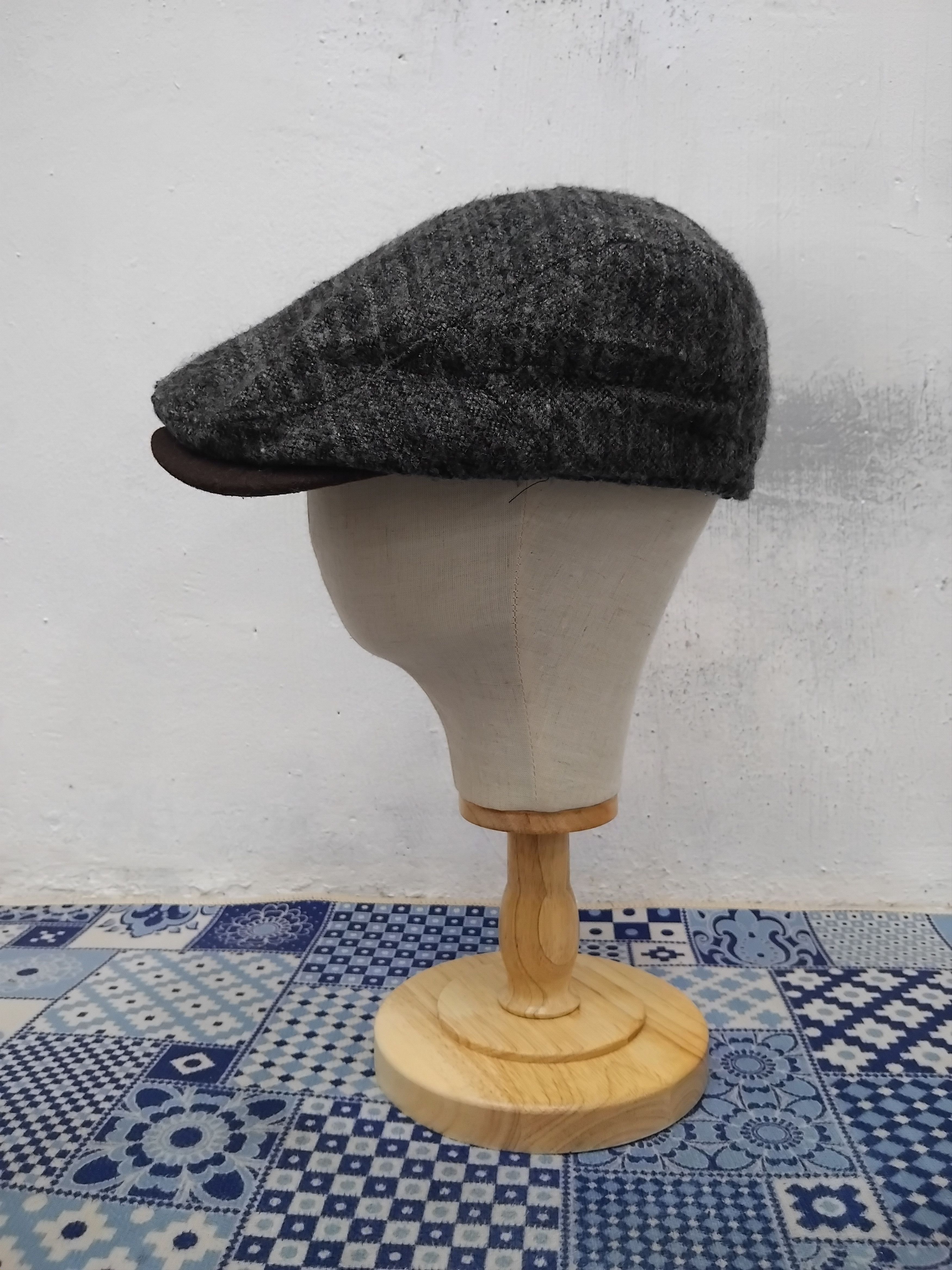 Japanese Brand 💥Polcadot harajuku streetwear style baretta hat Size ONE SIZE - 6 Thumbnail