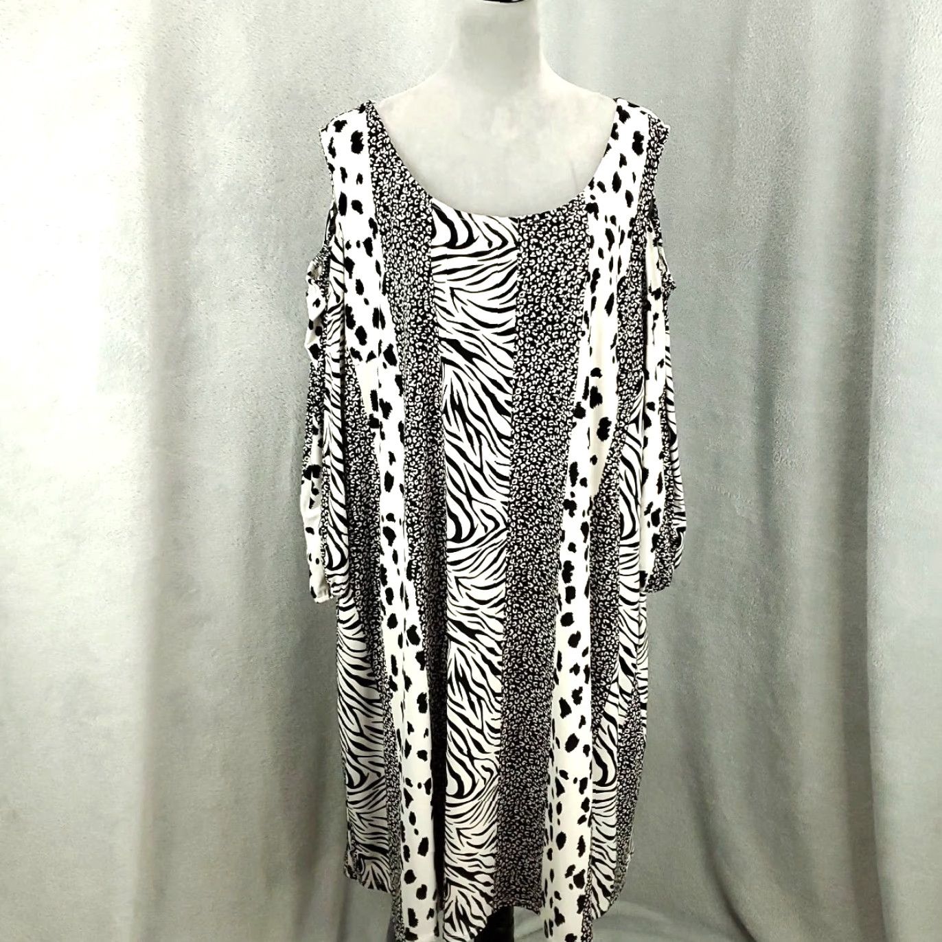 Vintage Womens Animal Print Dress Size 26W 28W Black White Mixed Pattern Cold Shoulder Size 4XL / US 24-26 - 6 Thumbnail