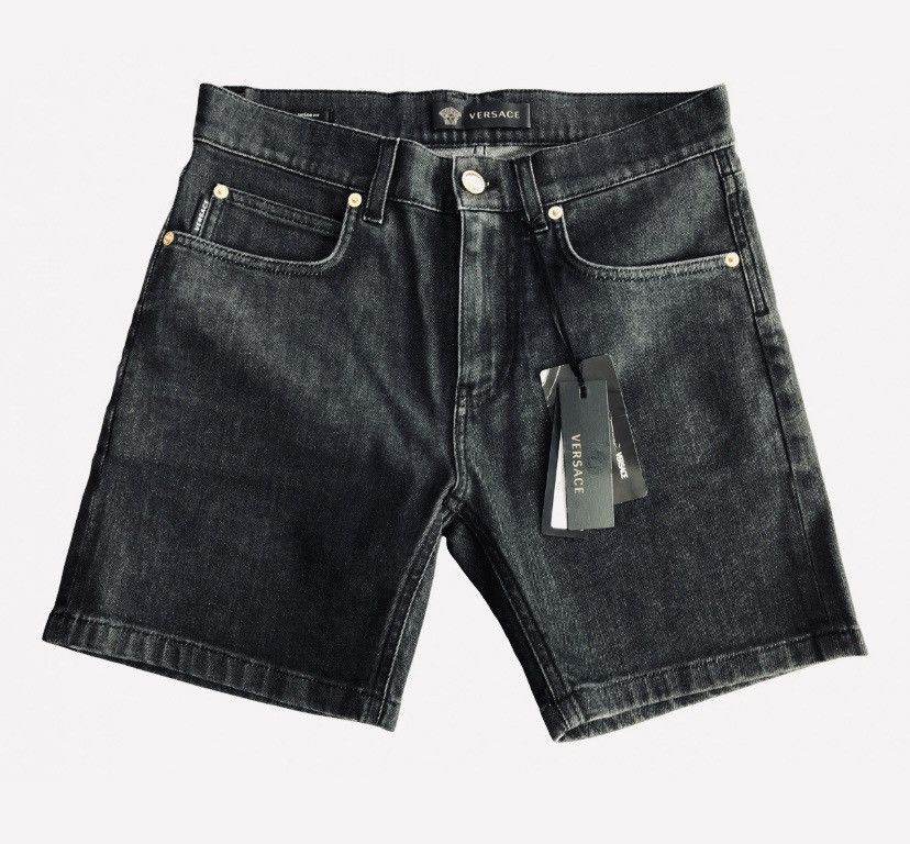 Versace Verscae 🇮🇹 Black Asphalt 5 Pkt Medusahead Denim Shorts 30 New Size US 30 / EU 46 - 1 Thumbnail