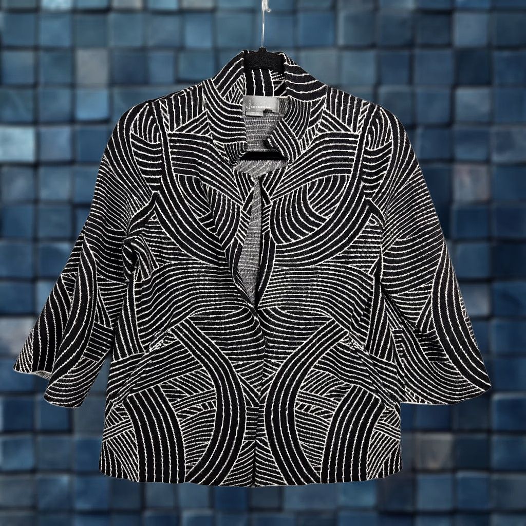 Anthropologie Anthropologie Women's Cardigan Knit Pietra 3/4 Sleeve Black White Sz S Size S / US 4 / IT 40 - 1 Thumbnail