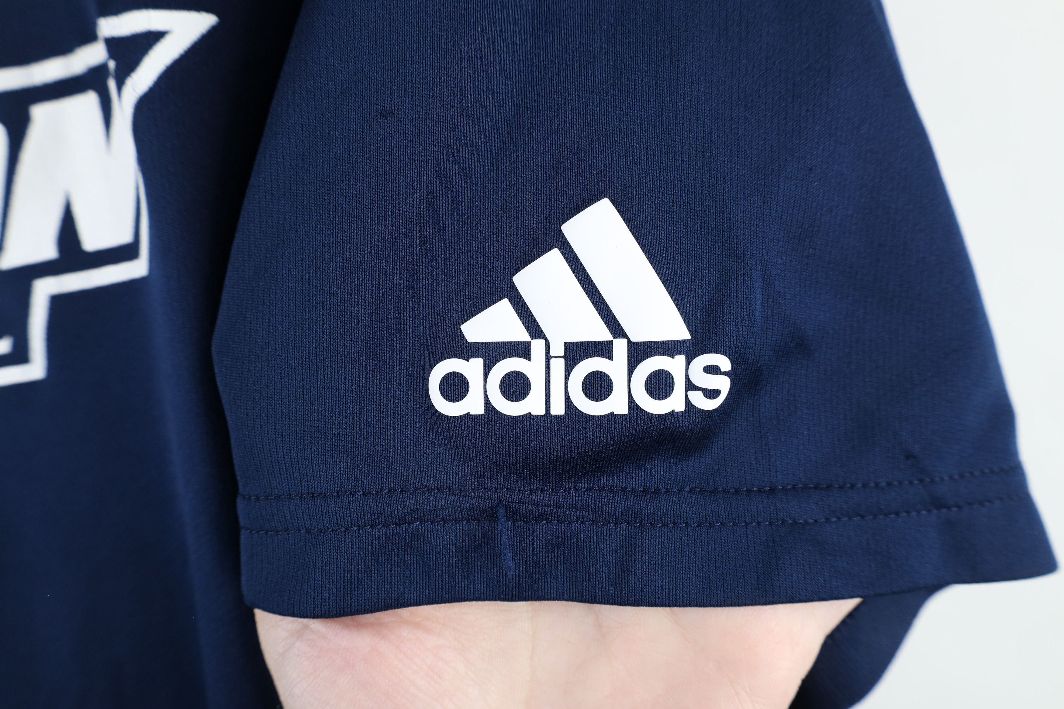 Adidas × Vintage Adidas University of Akron Baseball Short Sleeve T-Shirt Size US XL / EU 56 / 4 - 4 Thumbnail