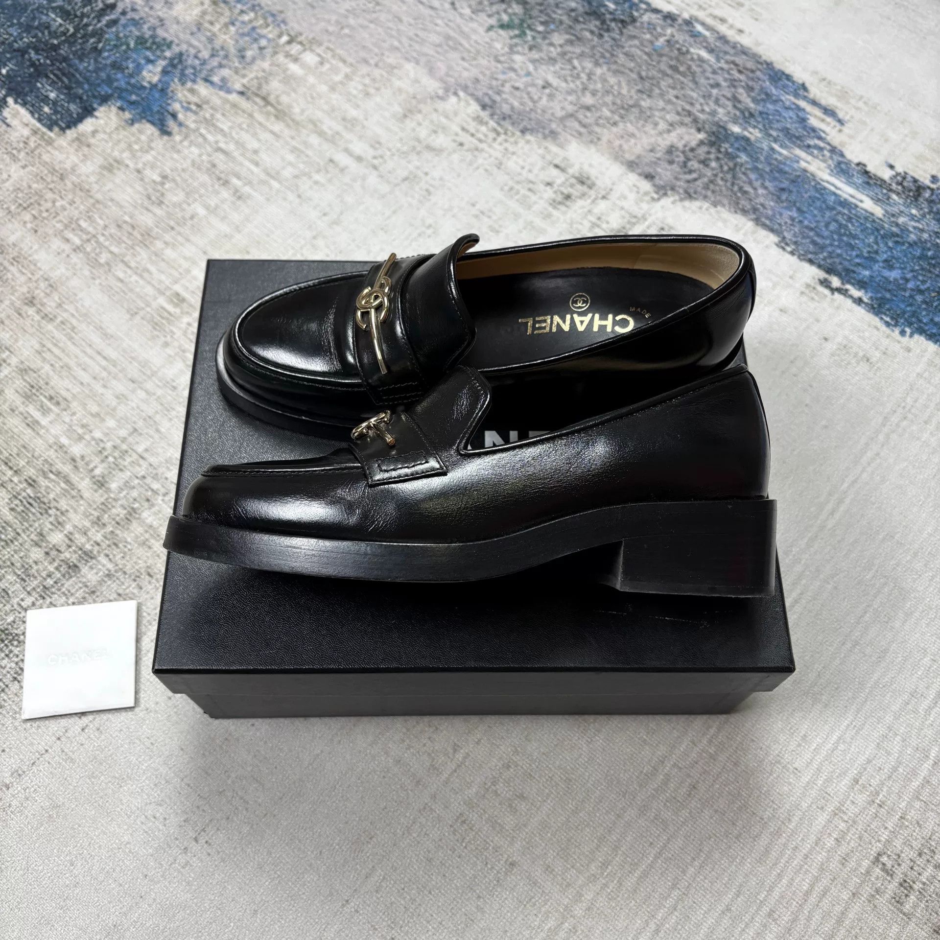 Chanel CHANEL Women's Black Loafers Size US 6 / IT 36 - 1 Thumbnail