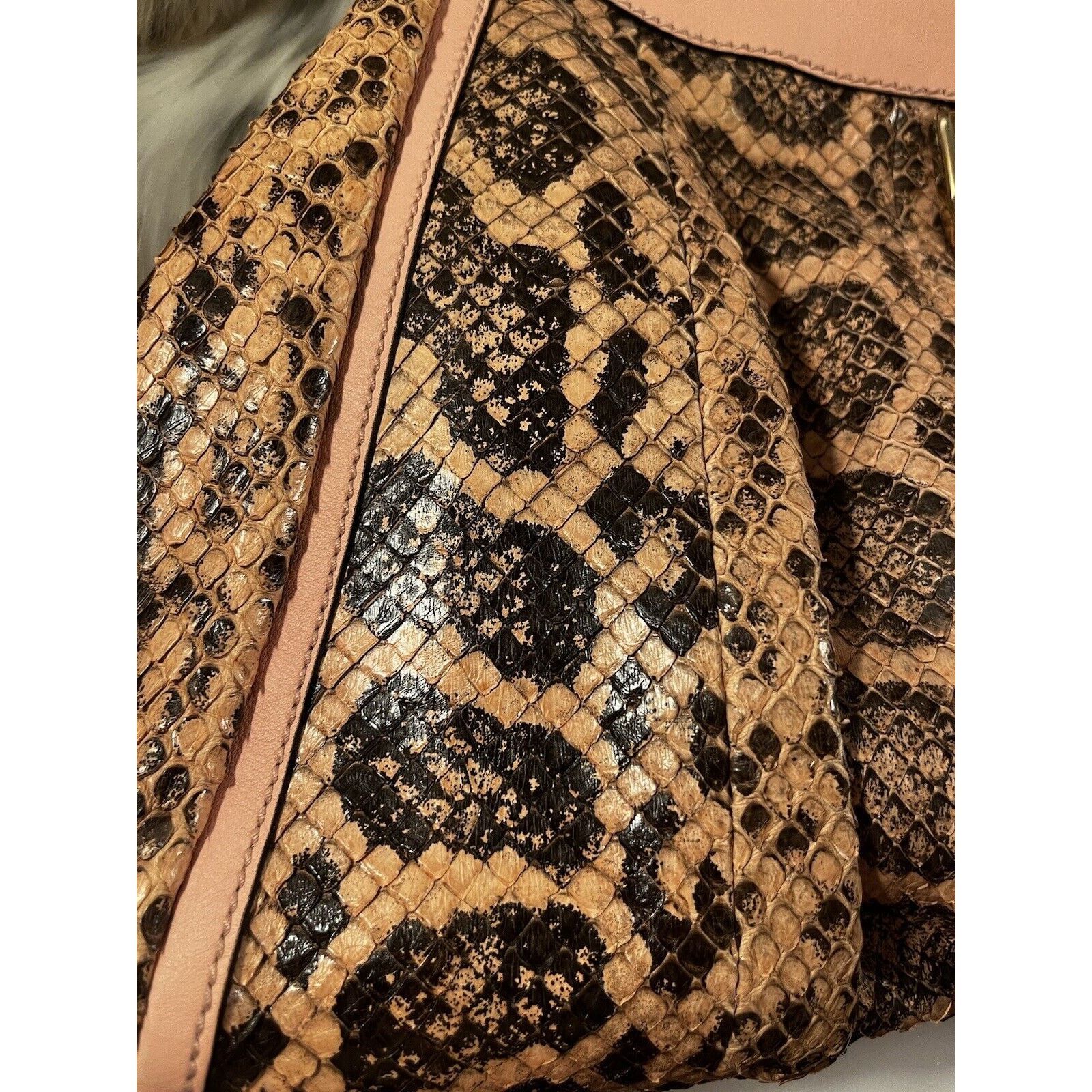 Gucci RARE Gucci PYTHON Handbag LARGE, Tan/pink. Size ONE SIZE - 12 Thumbnail