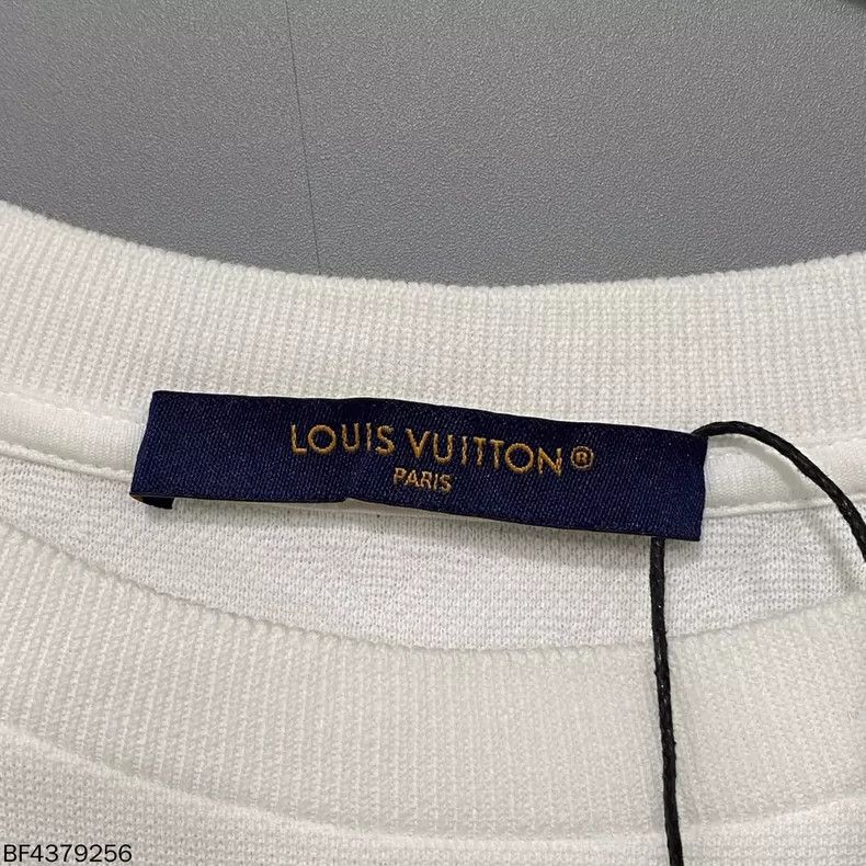 Louis Vuitton Louis Vuitton SS24 White Back Pocket Full Print Short Slee Size US L / EU 52-54 / 3 - 4 Thumbnail
