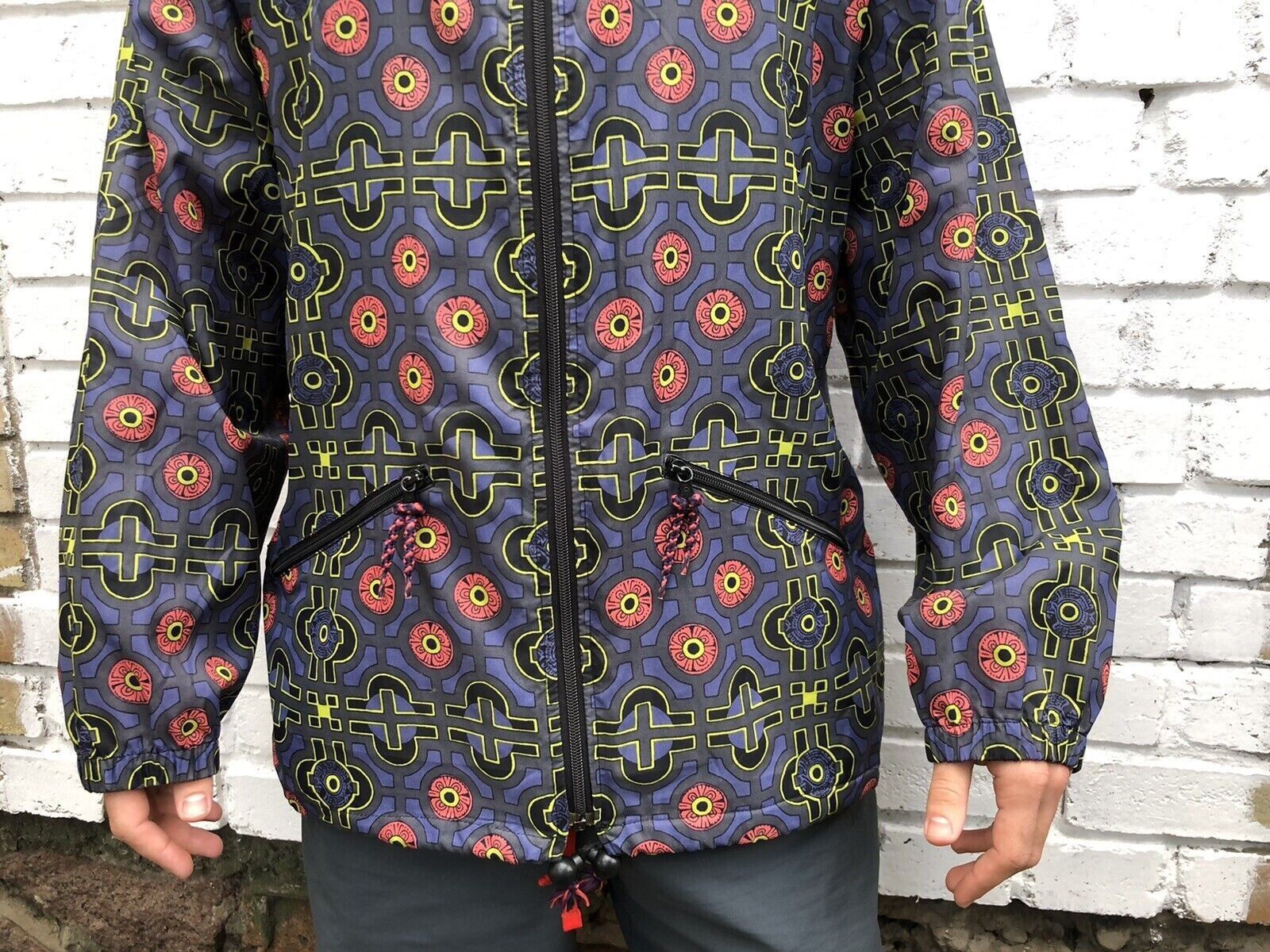 Adidas VINTAGE 1990s 90s CRAZY ADIDAS JACKET RAINCOAT AZTEC NYLON Size US M / EU 48-50 / 2 - 4 Thumbnail