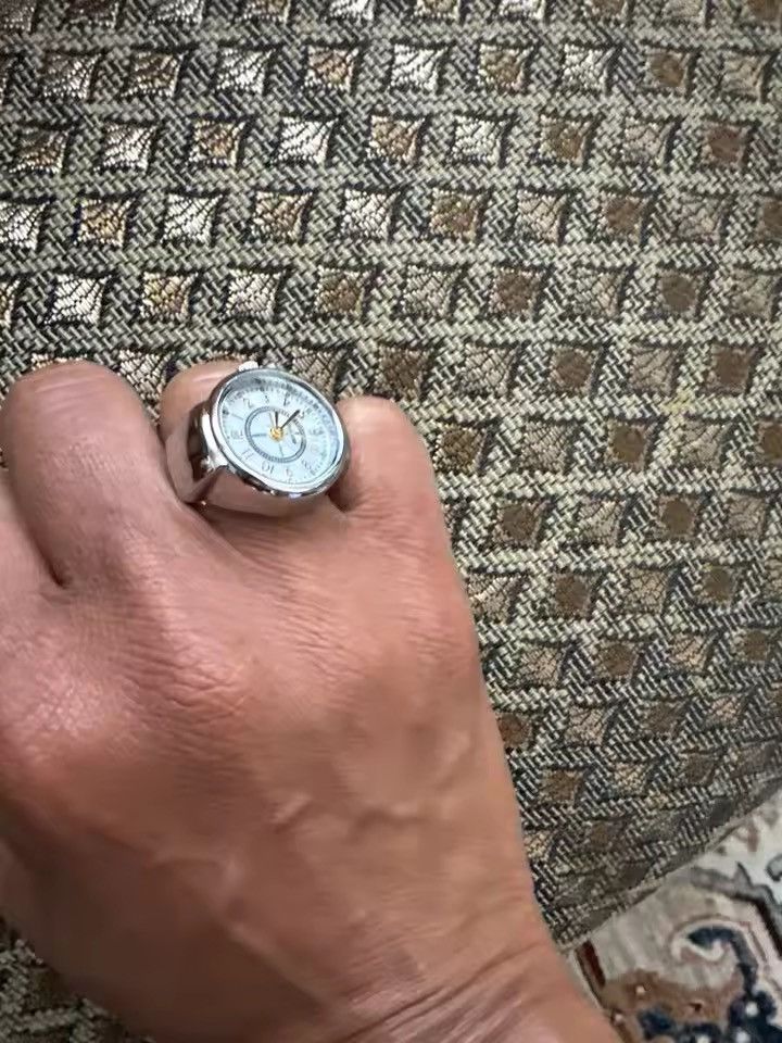 Jewelry Minimalist Quartz Watch Ring - Flexible Stretch Band Size ONE SIZE - 4 Thumbnail