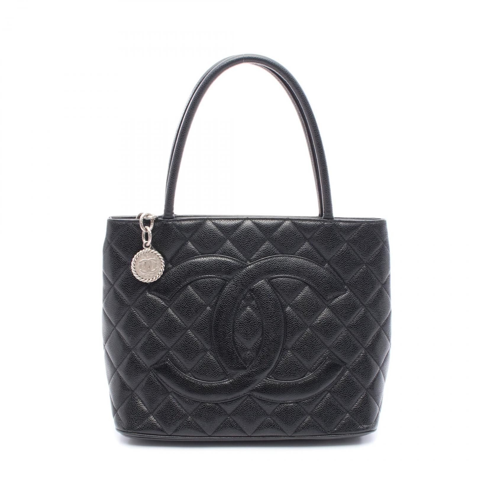 Chanel Chanel Chanel Reissue Tote Calf Tote Bag Leather Tote Bag A01804 Size ONE SIZE - 1 Thumbnail