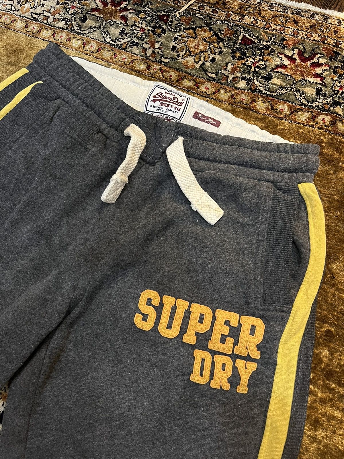 Superdry Superdry Yellow and Greg sweatpants Size US 30 / EU 46 - 3 Thumbnail
