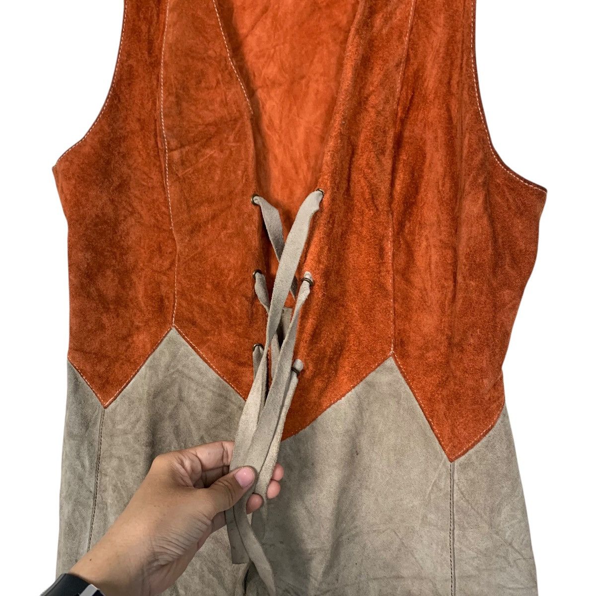 Vintage 60-70’s DAVID CONRAD Two-Tone Suede Leather Vest #2764-C125 Size US S / EU 44-46 / 1 - 7 Thumbnail