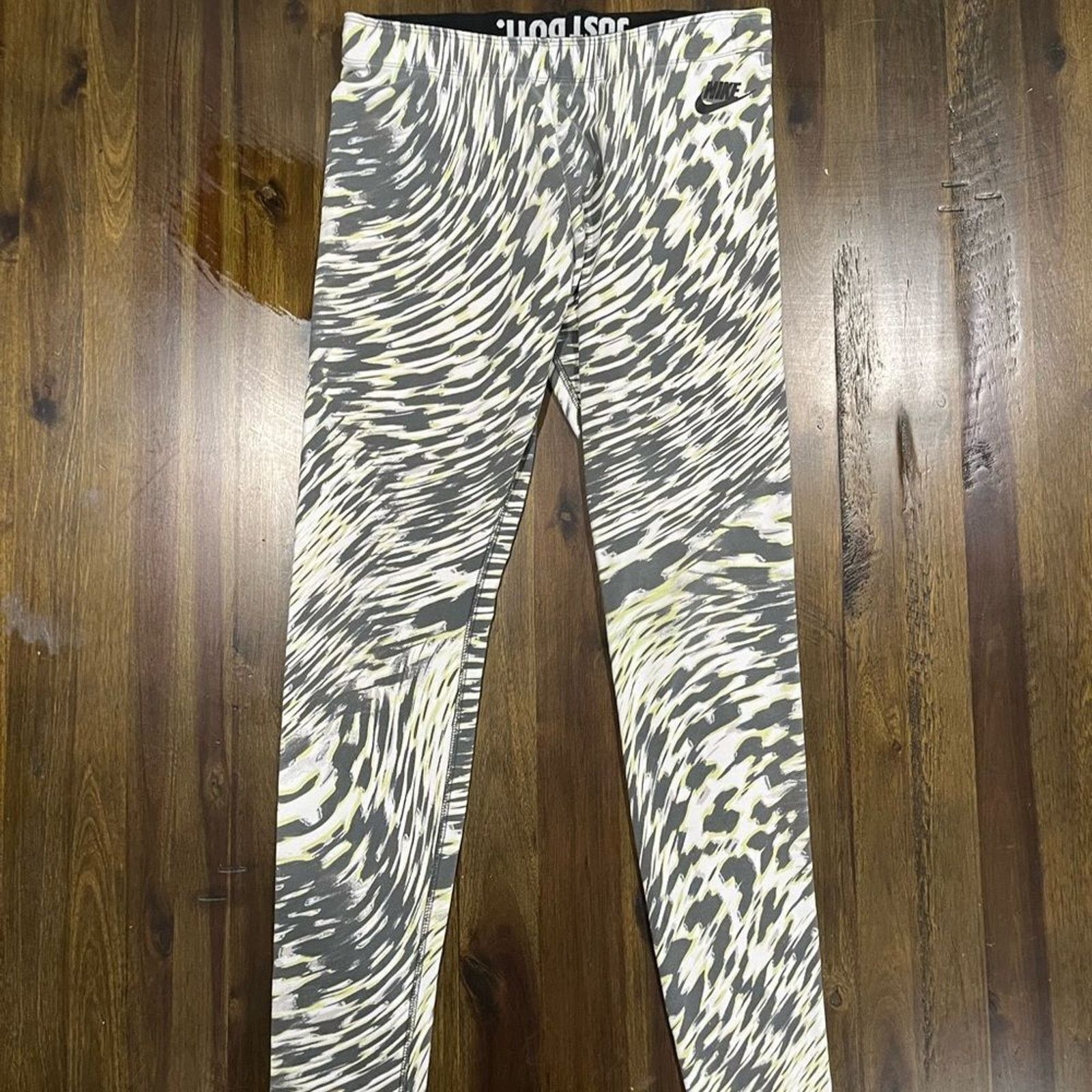 Nike Nike Womens Leg-A-See Windblur Leggings Abstract Size M Size 28" / US 6 / IT 42 - 1 Thumbnail