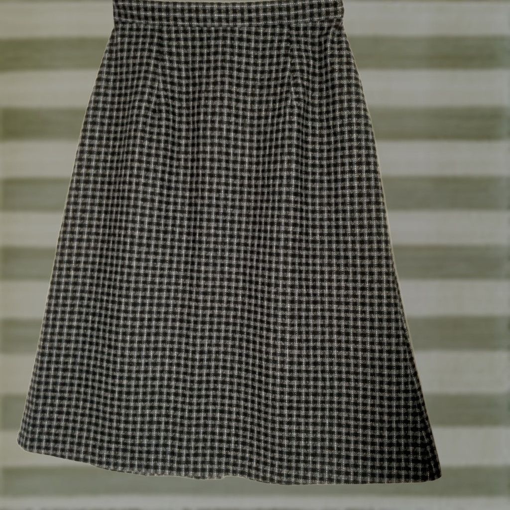 Oscar De La Renta VINTAGE Oscar de la Renta Skirt 9/10 Wool Blend Plaid A-Line Midi Button Front Womens Size 30" / US 8 / IT 44 - 1 Thumbnail