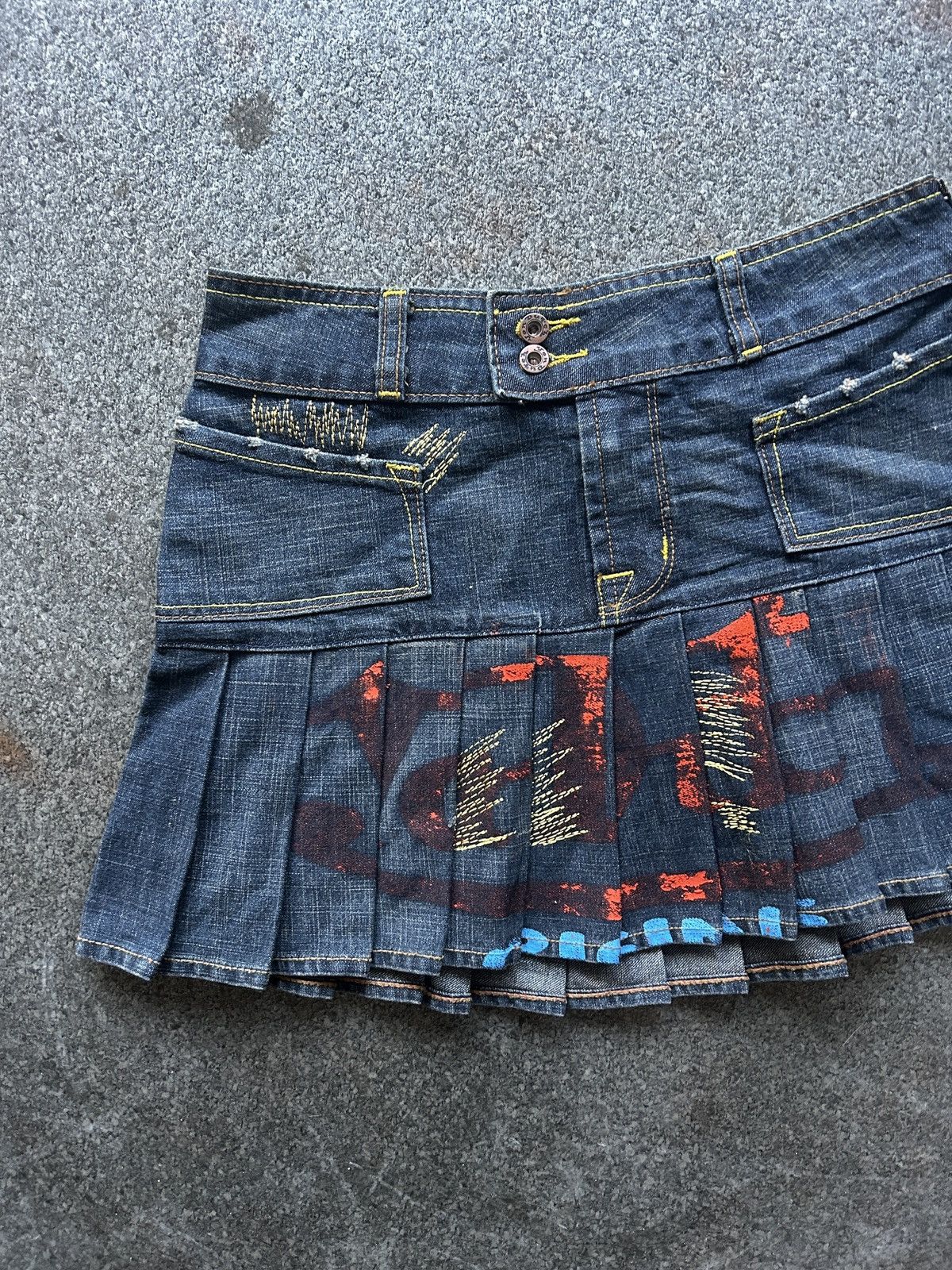 Vintage × Von Dutch Vintage Von Dutch Pleated Mini Skirt Size 26" / US 2 / IT 38 - 3 Thumbnail
