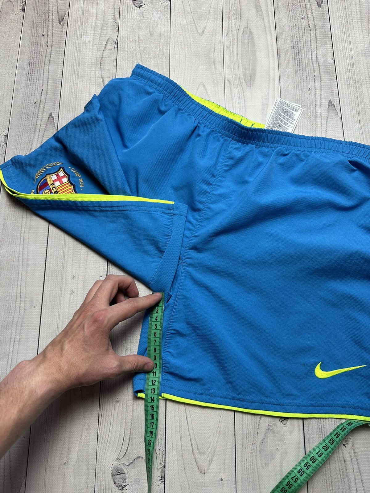 Vintage Vintage Nike Barcelona soccer shorts blue rare size S Size US 29 - 12 Thumbnail