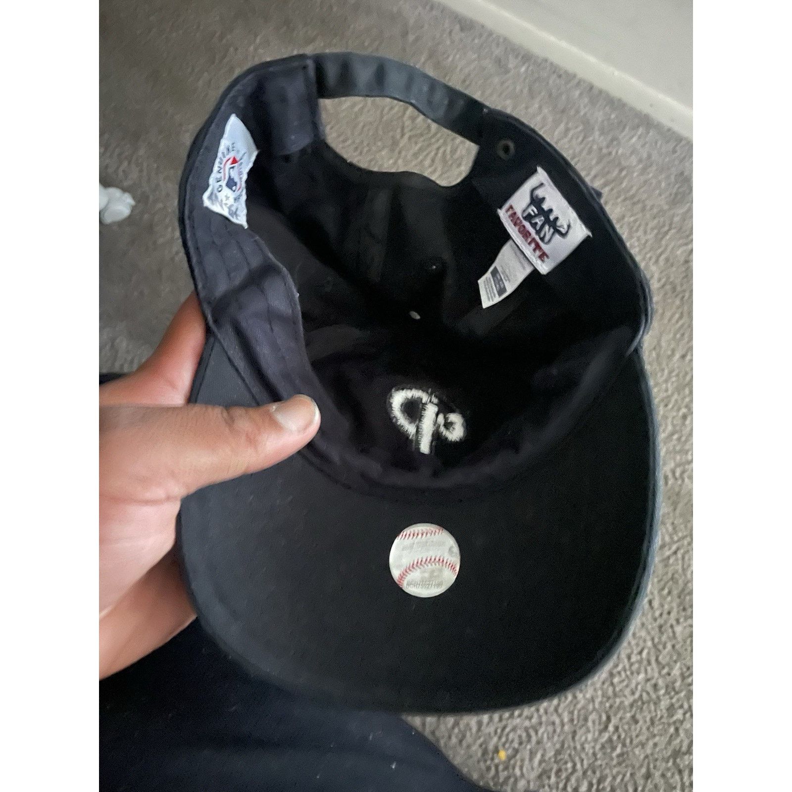 New Era Philadelphia Phillies Fan Favorite Adjustable Hat Black Size ONE SIZE - 3 Thumbnail