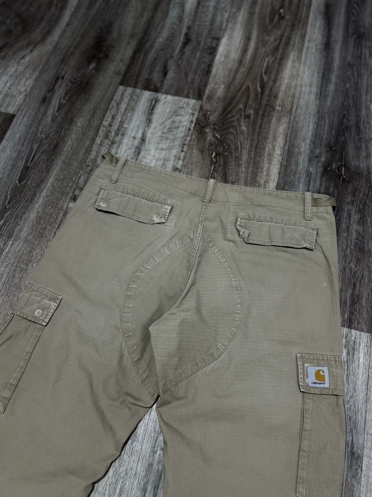 Carhartt CARHARTT MILITARY CARGO PANTS MEN’S ARMY CLASSIC DISTRESSED Size US 34 / EU 50 - 15 Thumbnail
